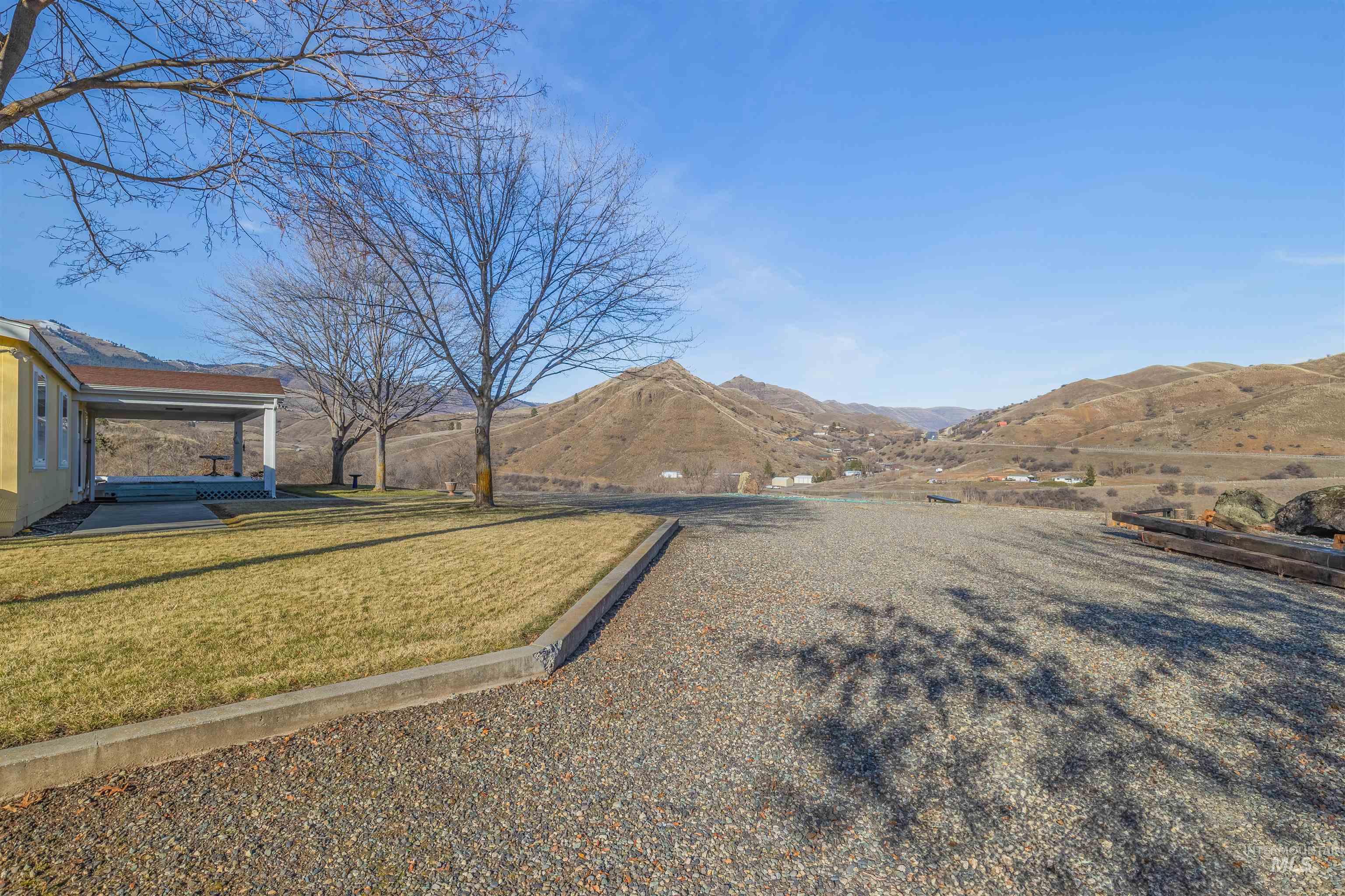 138 River Mountain Road, White Bird, Idaho 83554, 3 Bedrooms, 2 Bathrooms, Residential For Sale, Price $625,000, 98976770