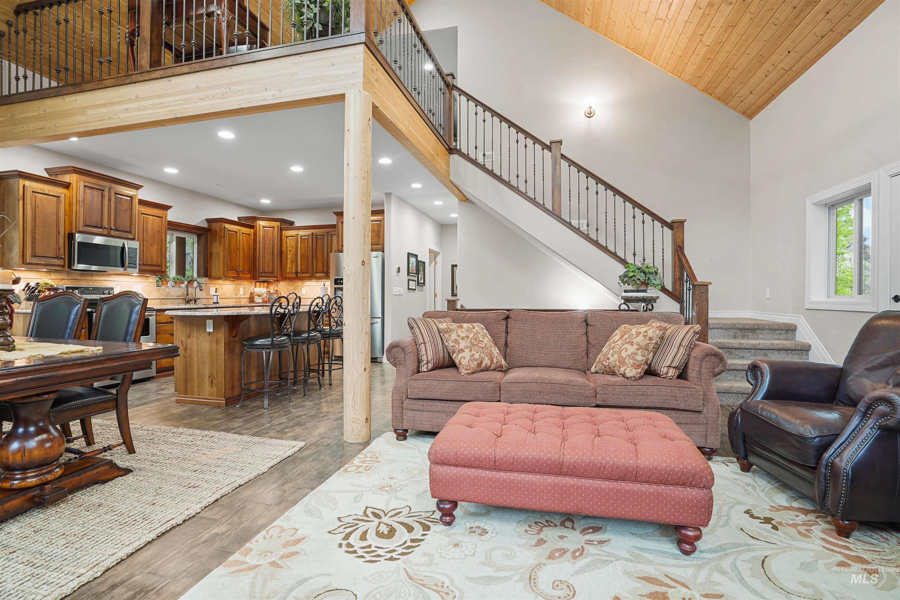 9 Autumn Blaze Lane, Salmon, Idaho 83467, 5 Bedrooms, 3.5 Bathrooms, Residential For Sale, Price $1,385,000, 98976772