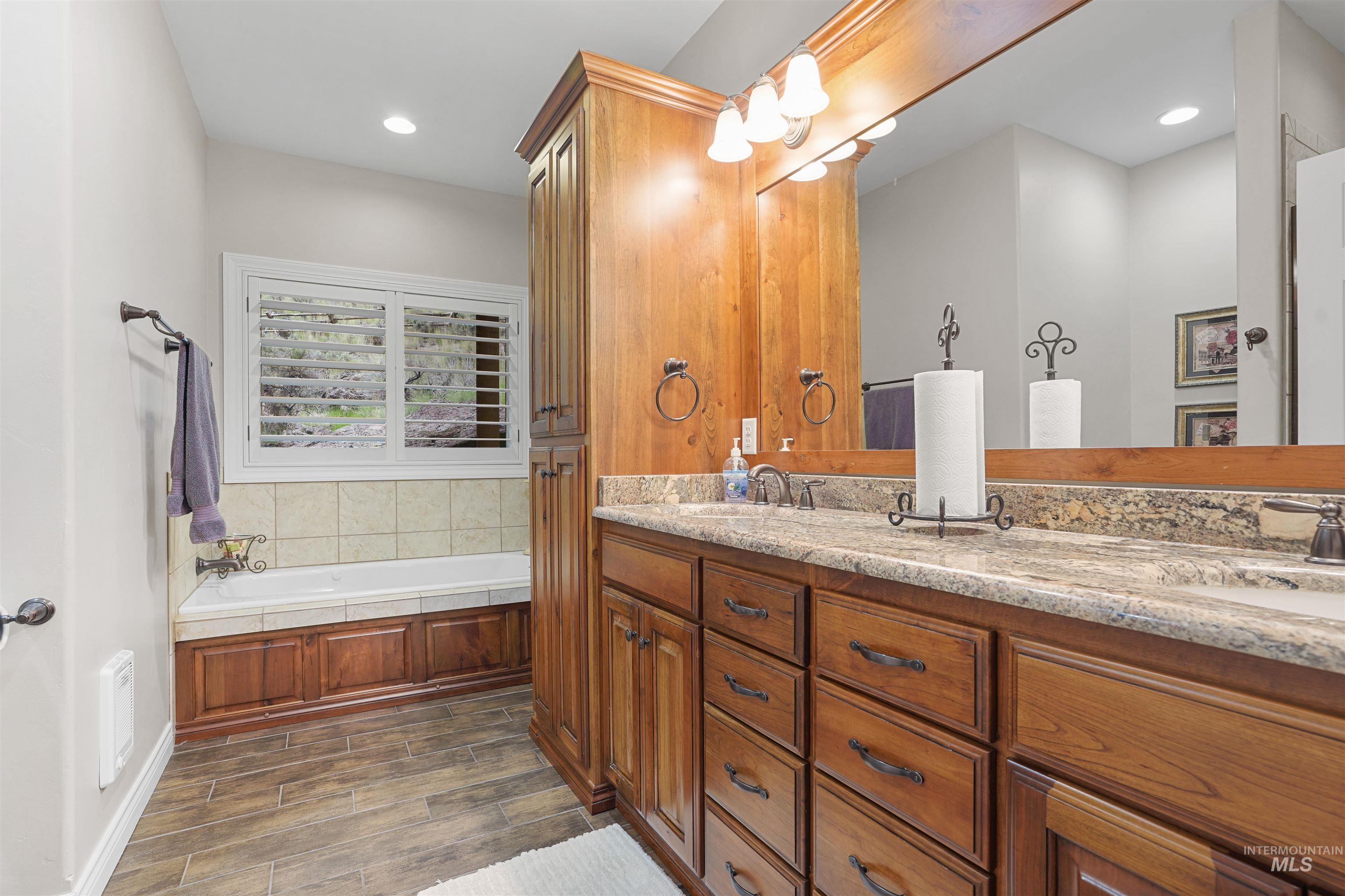 9 Autumn Blaze Lane, Salmon, Idaho 83467, 5 Bedrooms, 3.5 Bathrooms, Residential For Sale, Price $1,385,000, 98976772