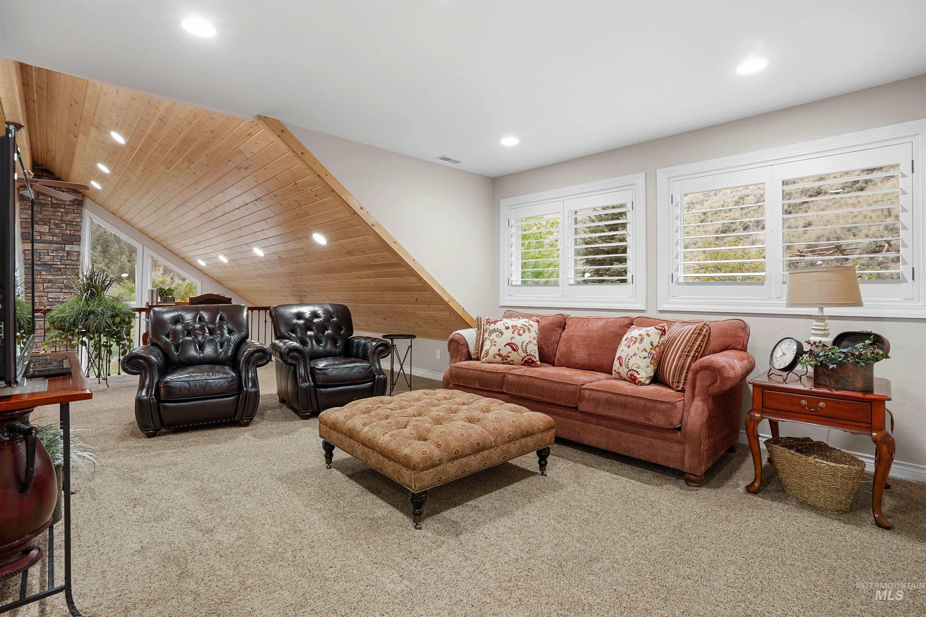 9 Autumn Blaze Lane, Salmon, Idaho 83467, 5 Bedrooms, 3.5 Bathrooms, Residential For Sale, Price $1,385,000, 98976772