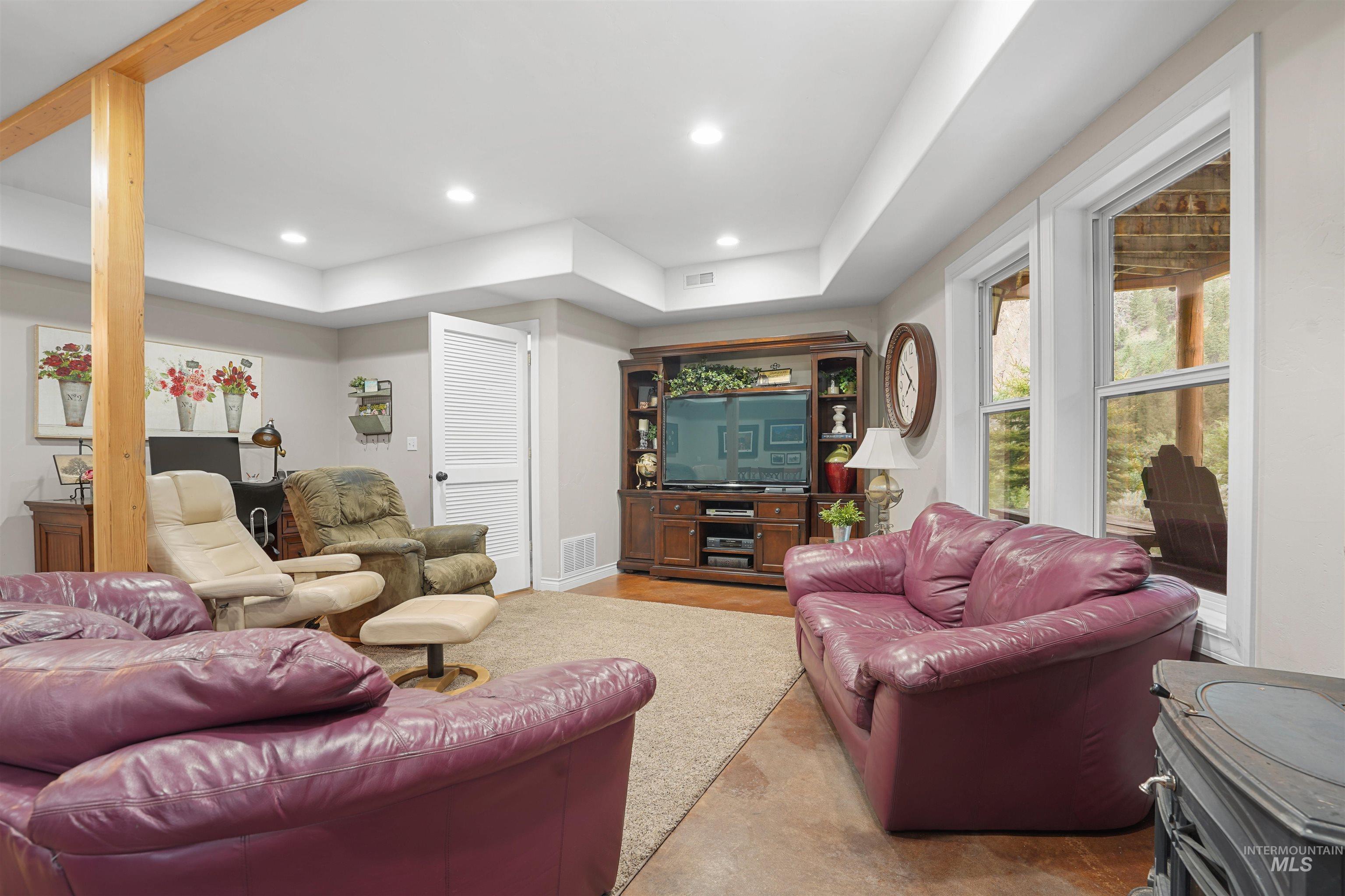 9 Autumn Blaze Lane, Salmon, Idaho 83467, 5 Bedrooms, 3.5 Bathrooms, Residential For Sale, Price $1,385,000, 98976772