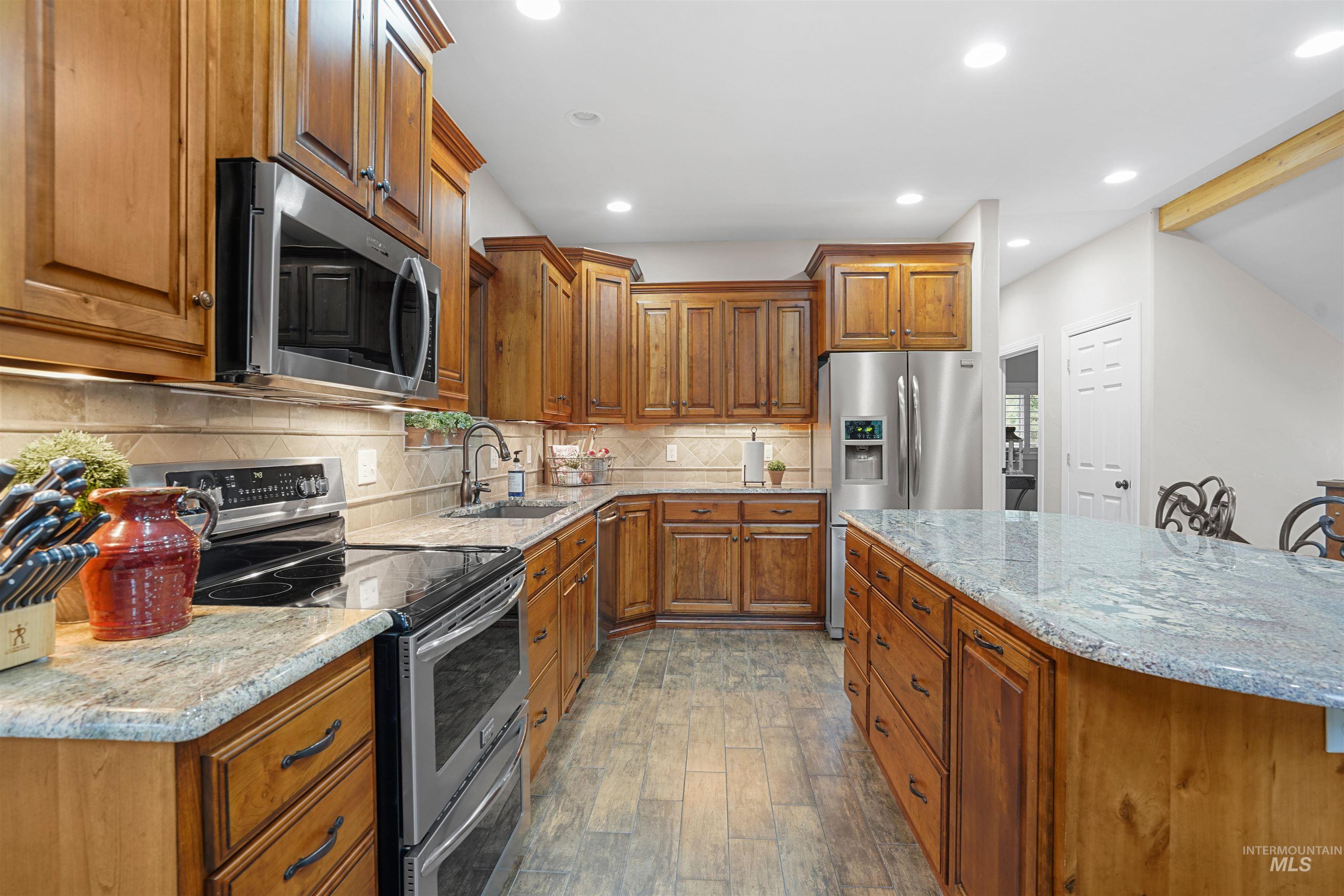 9 Autumn Blaze Lane, Salmon, Idaho 83467, 5 Bedrooms, 3.5 Bathrooms, Residential For Sale, Price $1,385,000, 98976772