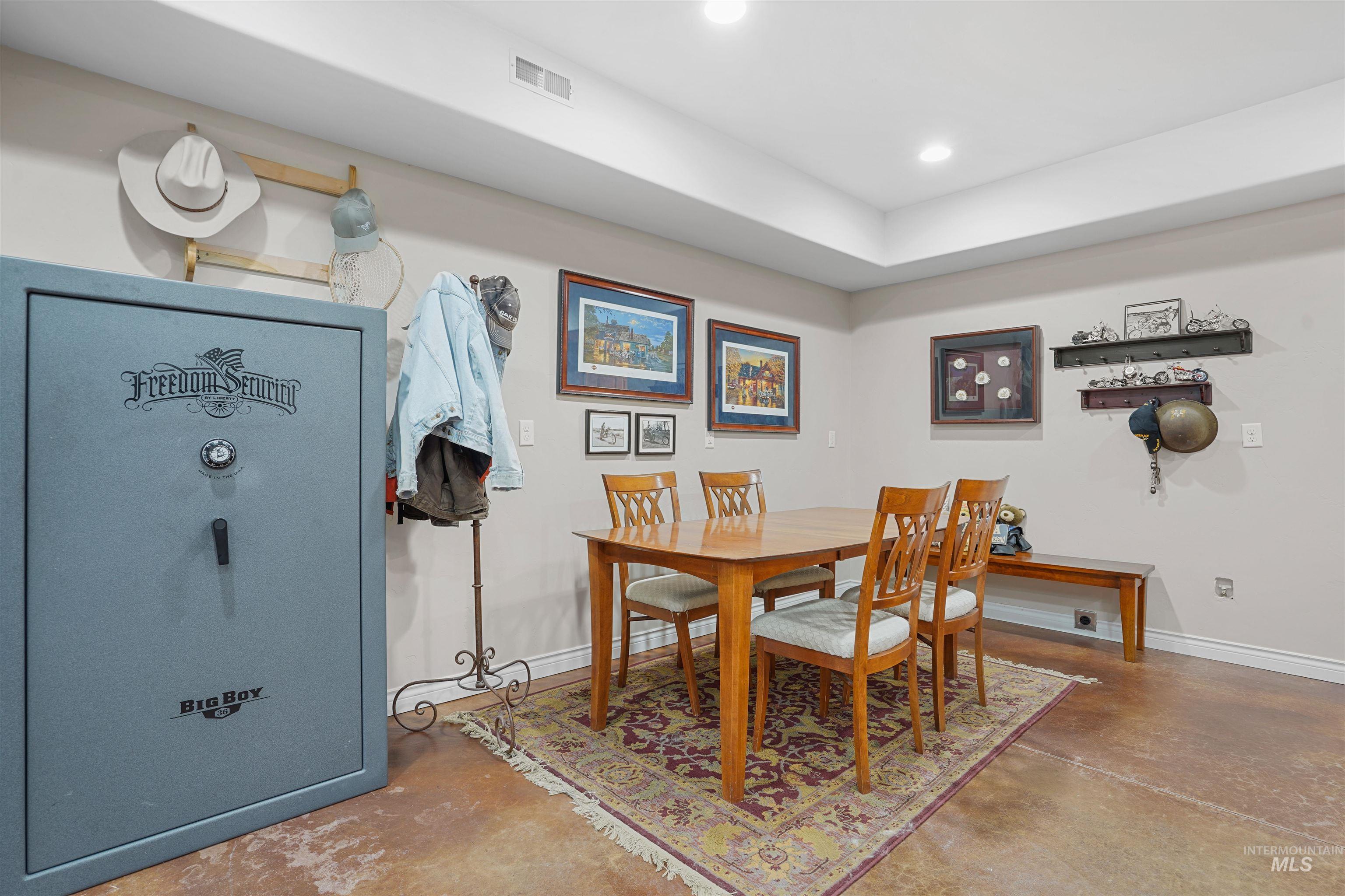 9 Autumn Blaze Lane, Salmon, Idaho 83467, 5 Bedrooms, 3.5 Bathrooms, Residential For Sale, Price $1,385,000, 98976772