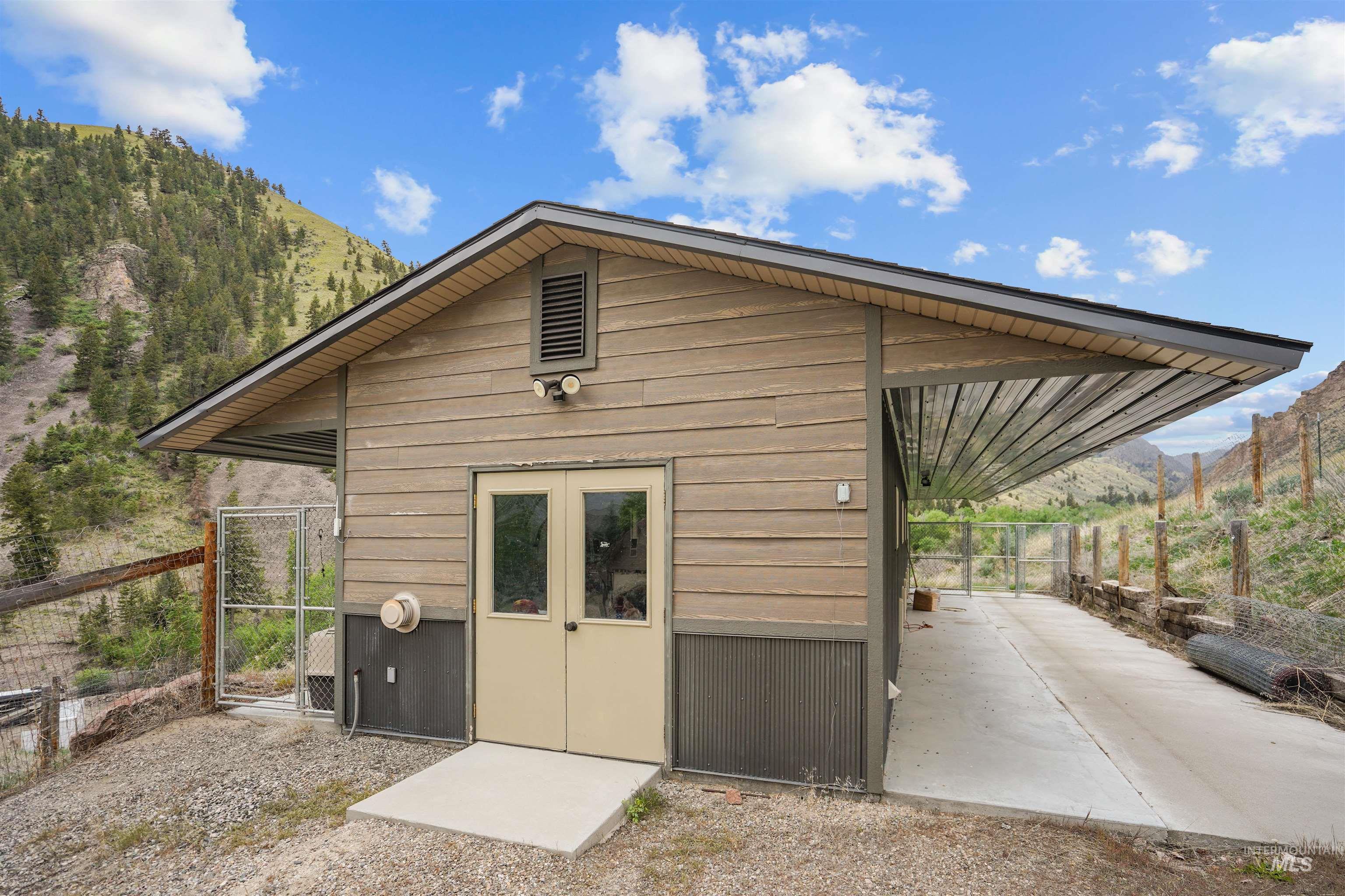 9 Autumn Blaze Lane, Salmon, Idaho 83467, 5 Bedrooms, 3.5 Bathrooms, Residential For Sale, Price $1,385,000, 98976772