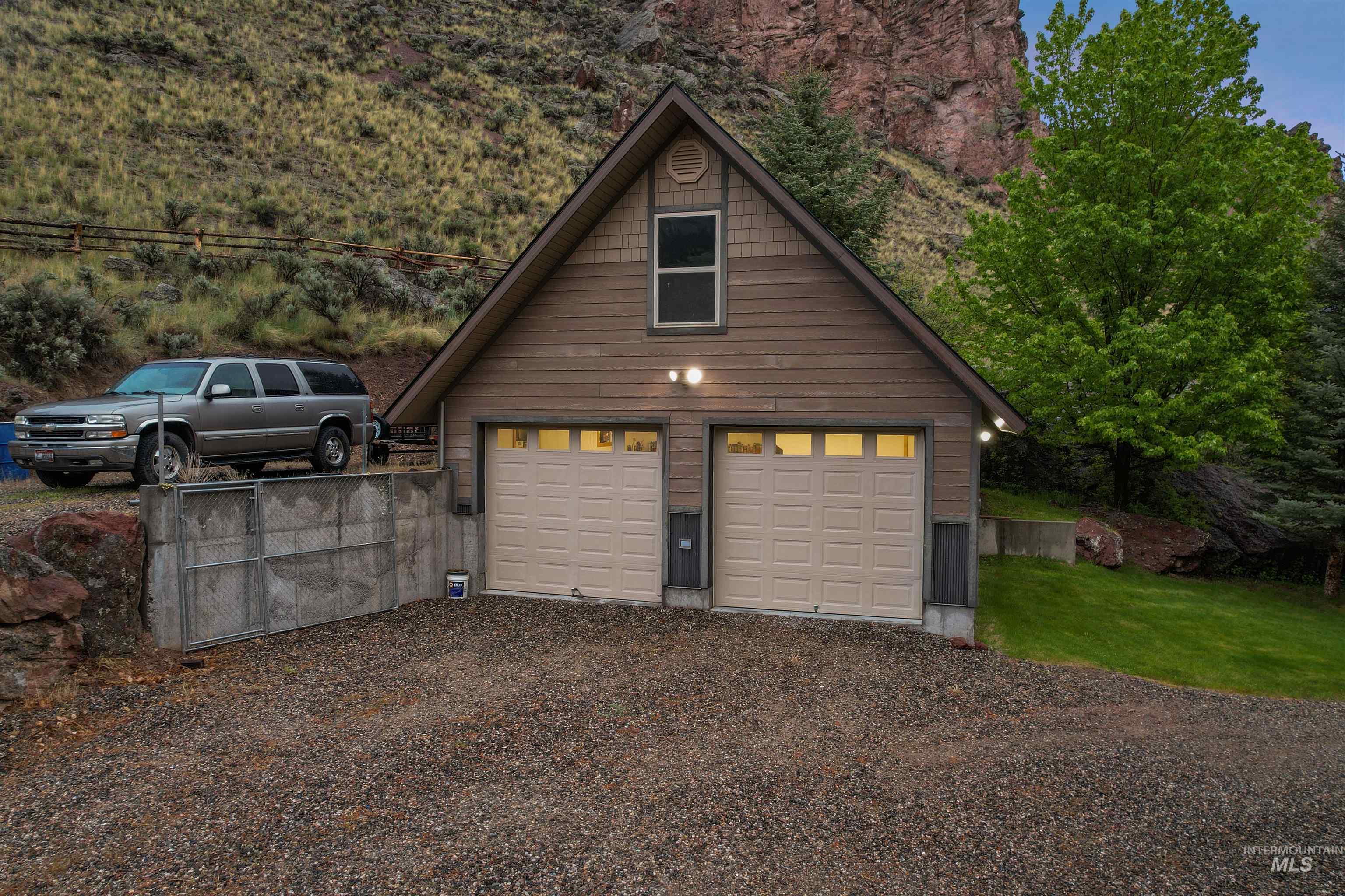 9 Autumn Blaze Lane, Salmon, Idaho 83467, 5 Bedrooms, 3.5 Bathrooms, Residential For Sale, Price $1,385,000, 98976772