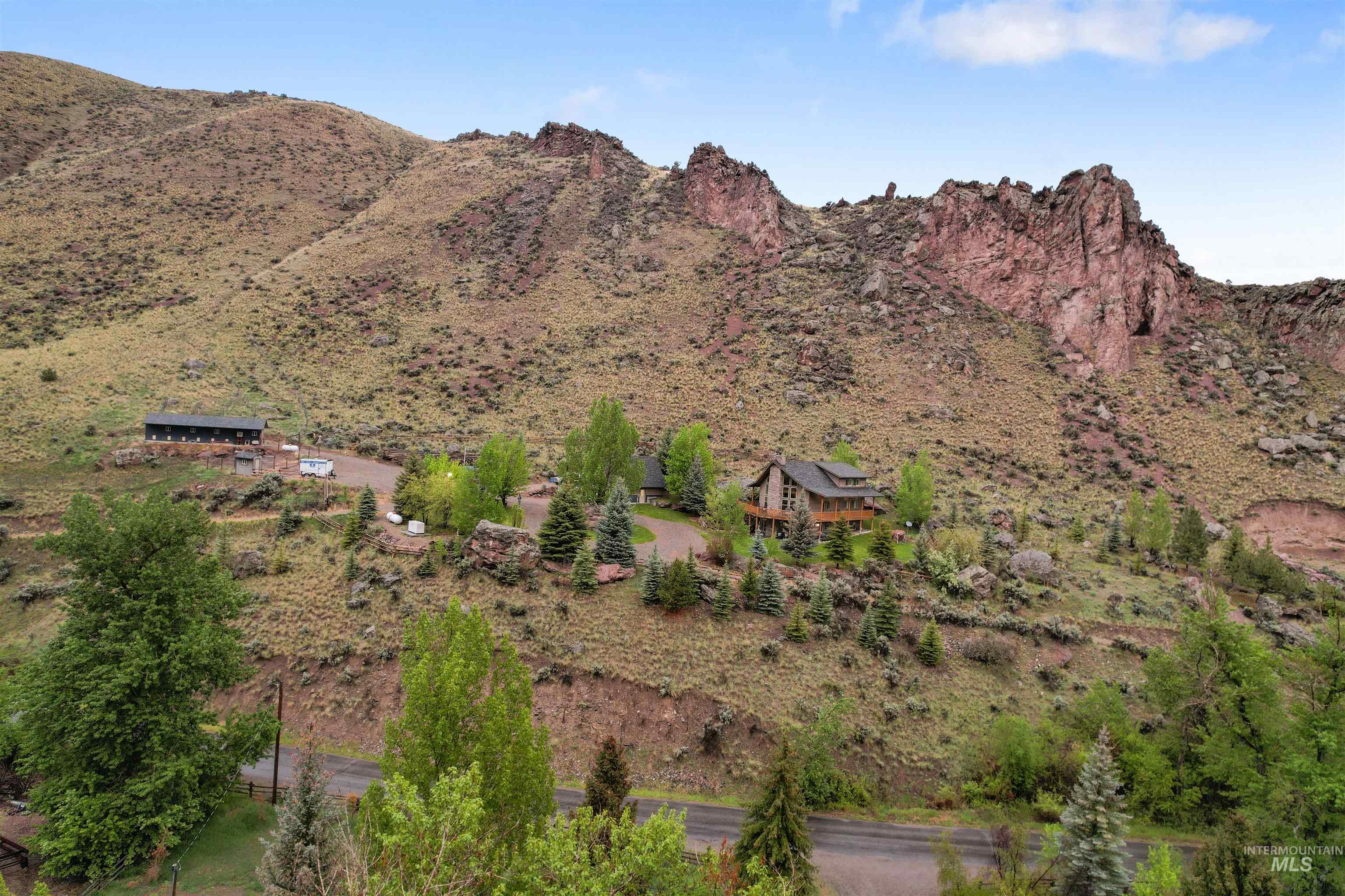 9 Autumn Blaze Lane, Salmon, Idaho 83467, 5 Bedrooms, 3.5 Bathrooms, Residential For Sale, Price $1,385,000, 98976772