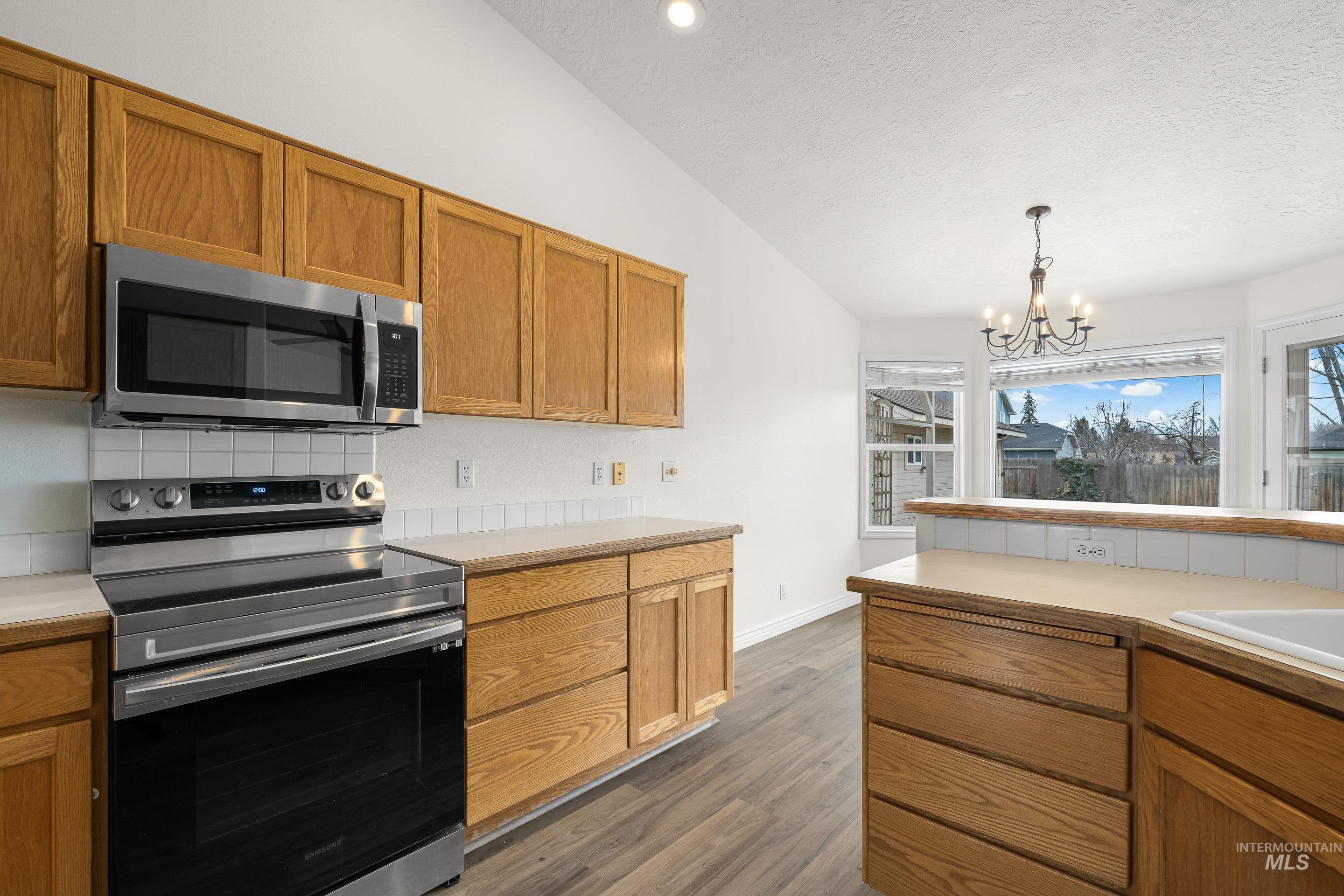 95 W Claire St, Meridian, Idaho 83646-7514, 4 Bedrooms, 2 Bathrooms, Residential For Sale, Price $535,000, 98976773