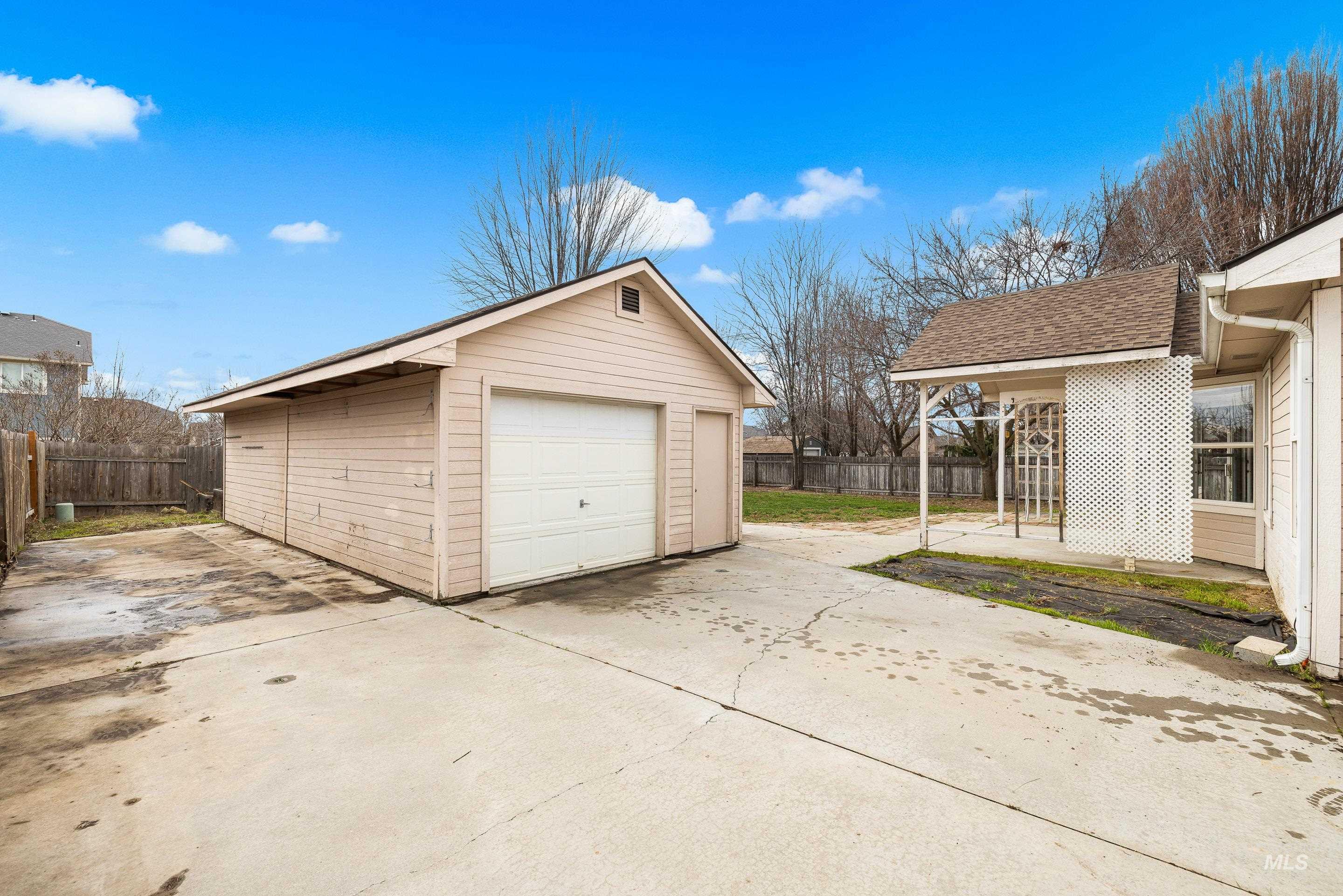 95 W Claire St, Meridian, Idaho 83646-7514, 4 Bedrooms, 2 Bathrooms, Residential For Sale, Price $535,000, 98976773