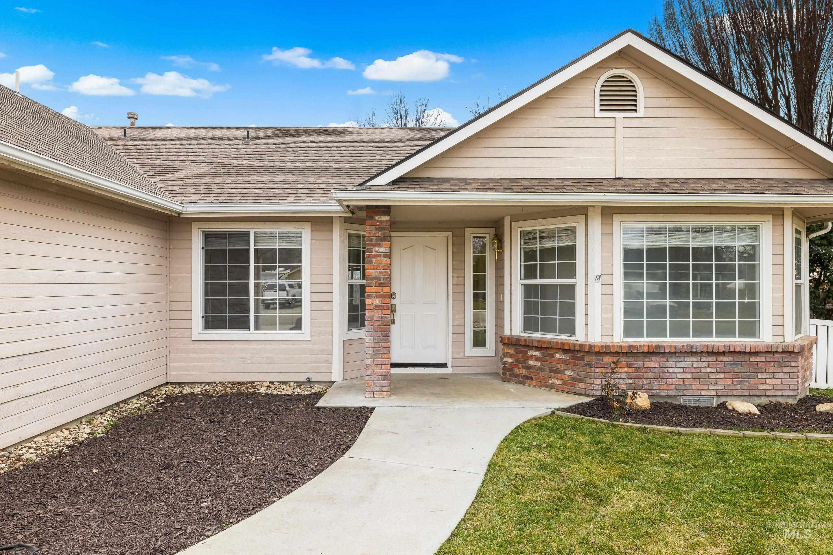 95 W Claire St, Meridian, Idaho 83646-7514, 4 Bedrooms, 2 Bathrooms, Residential For Sale, Price $535,000, 98976773