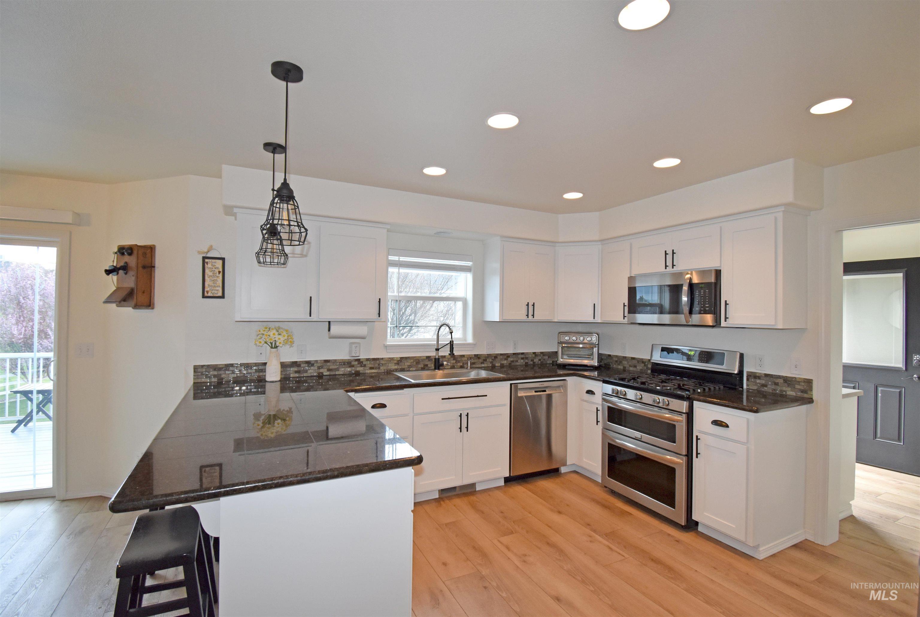 2265 Pitchstone Drive, Clarkston, Washington 99403, 4 Bedrooms, 2.5 Bathrooms, Residential For Sale, Price $640,000, 98976775