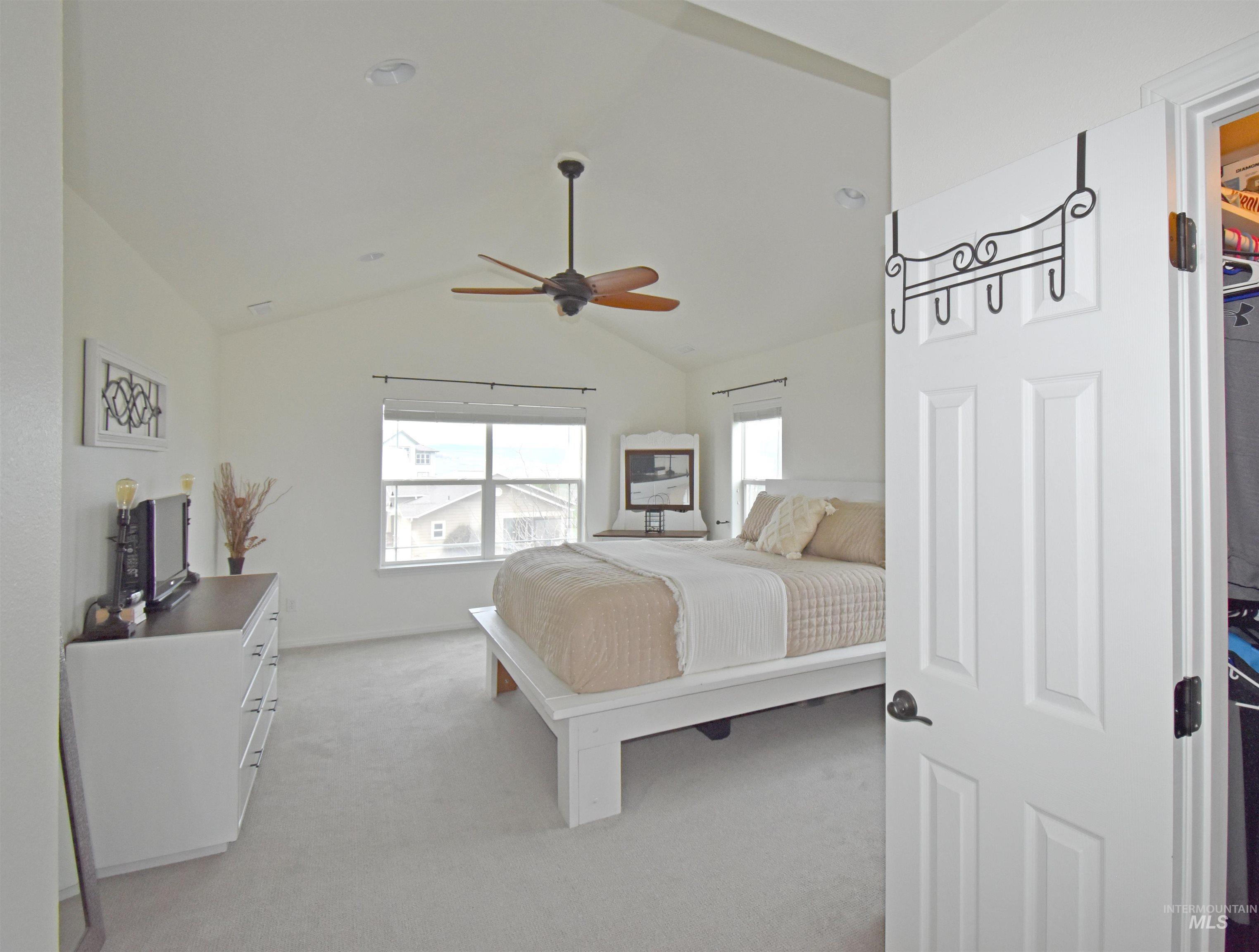 2265 Pitchstone Drive, Clarkston, Washington 99403, 4 Bedrooms, 2.5 Bathrooms, Residential For Sale, Price $640,000, 98976775