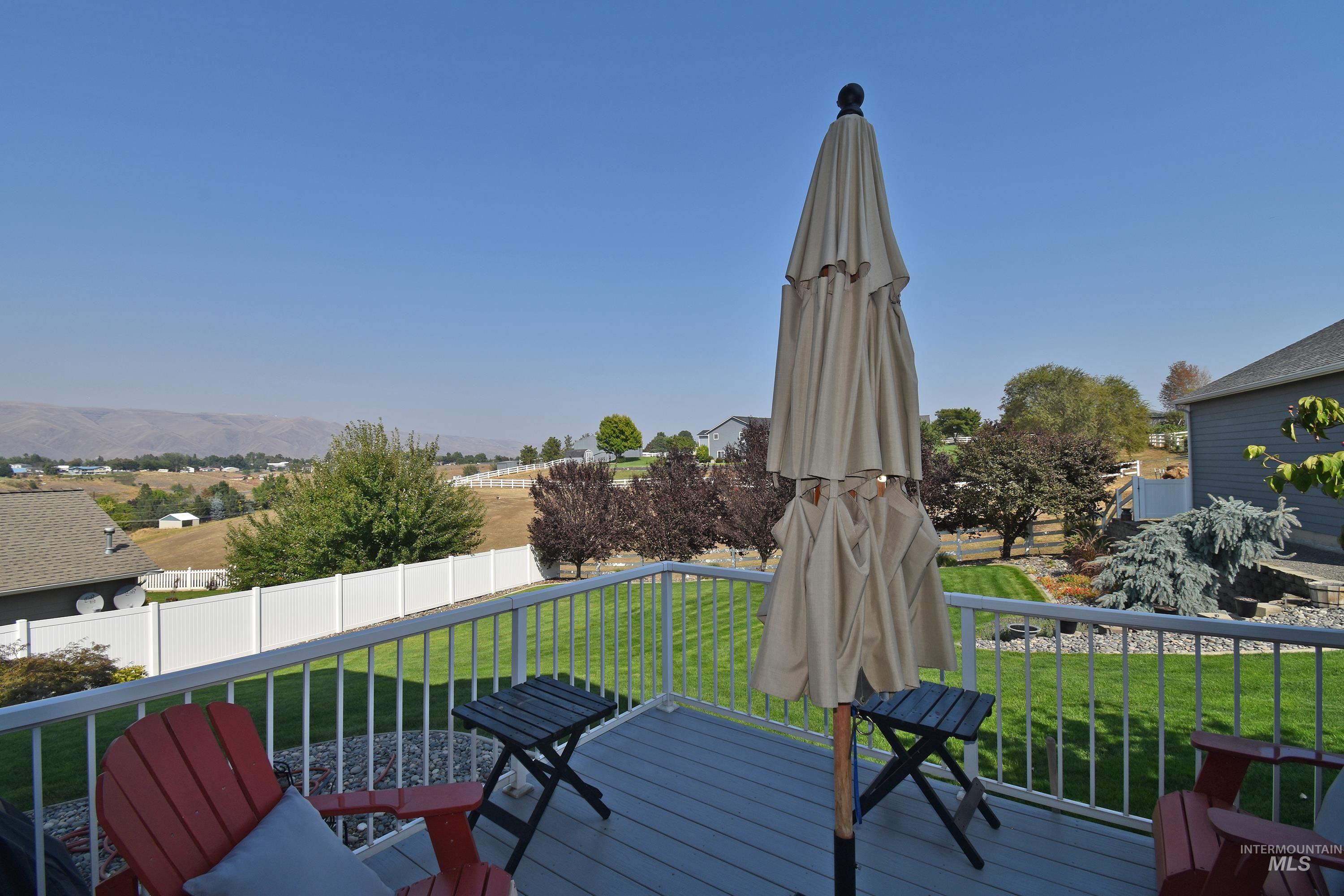 2265 Pitchstone Drive, Clarkston, Washington 99403, 4 Bedrooms, 2.5 Bathrooms, Residential For Sale, Price $640,000, 98976775