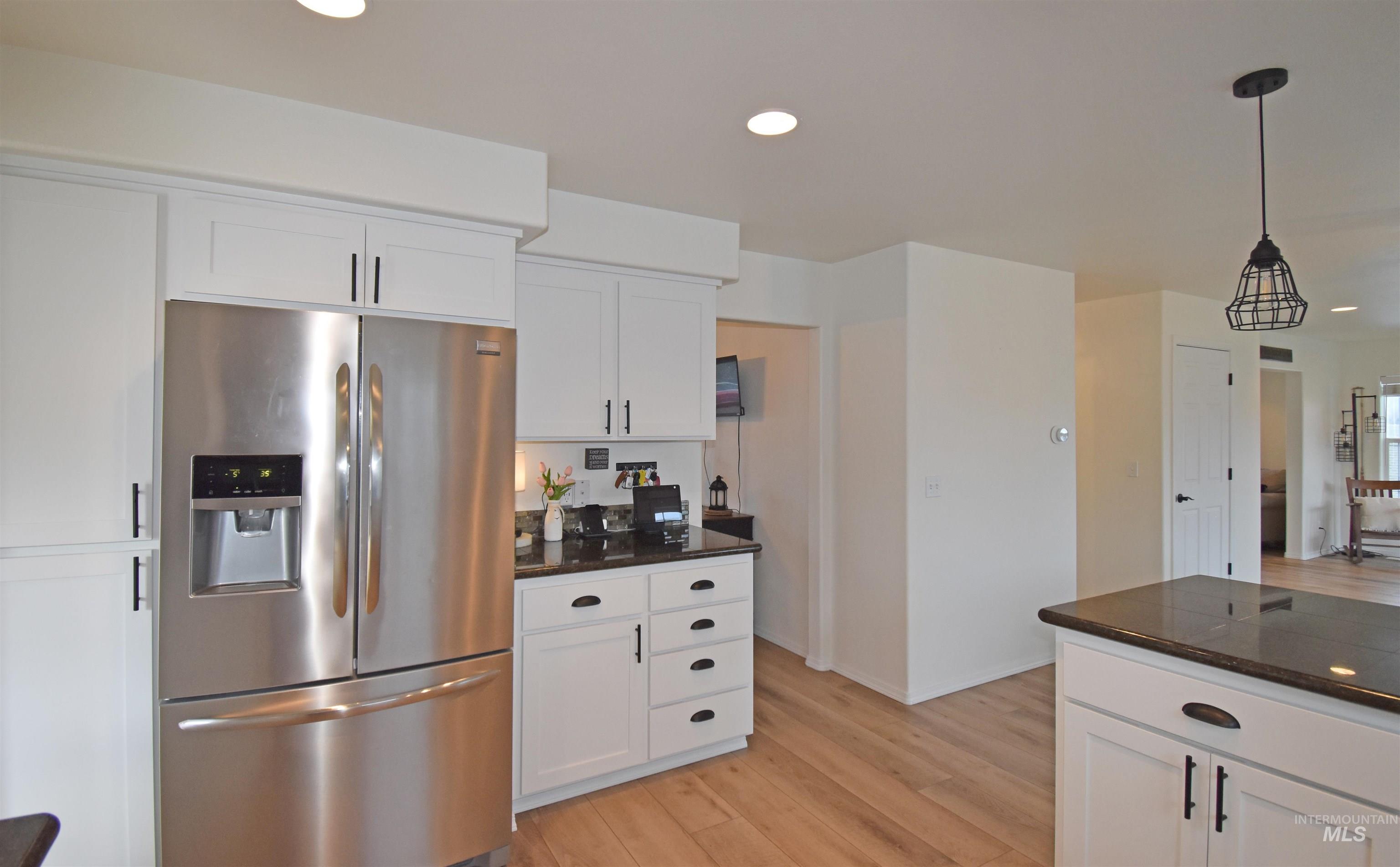 2265 Pitchstone Drive, Clarkston, Washington 99403, 4 Bedrooms, 2.5 Bathrooms, Residential For Sale, Price $640,000, 98976775