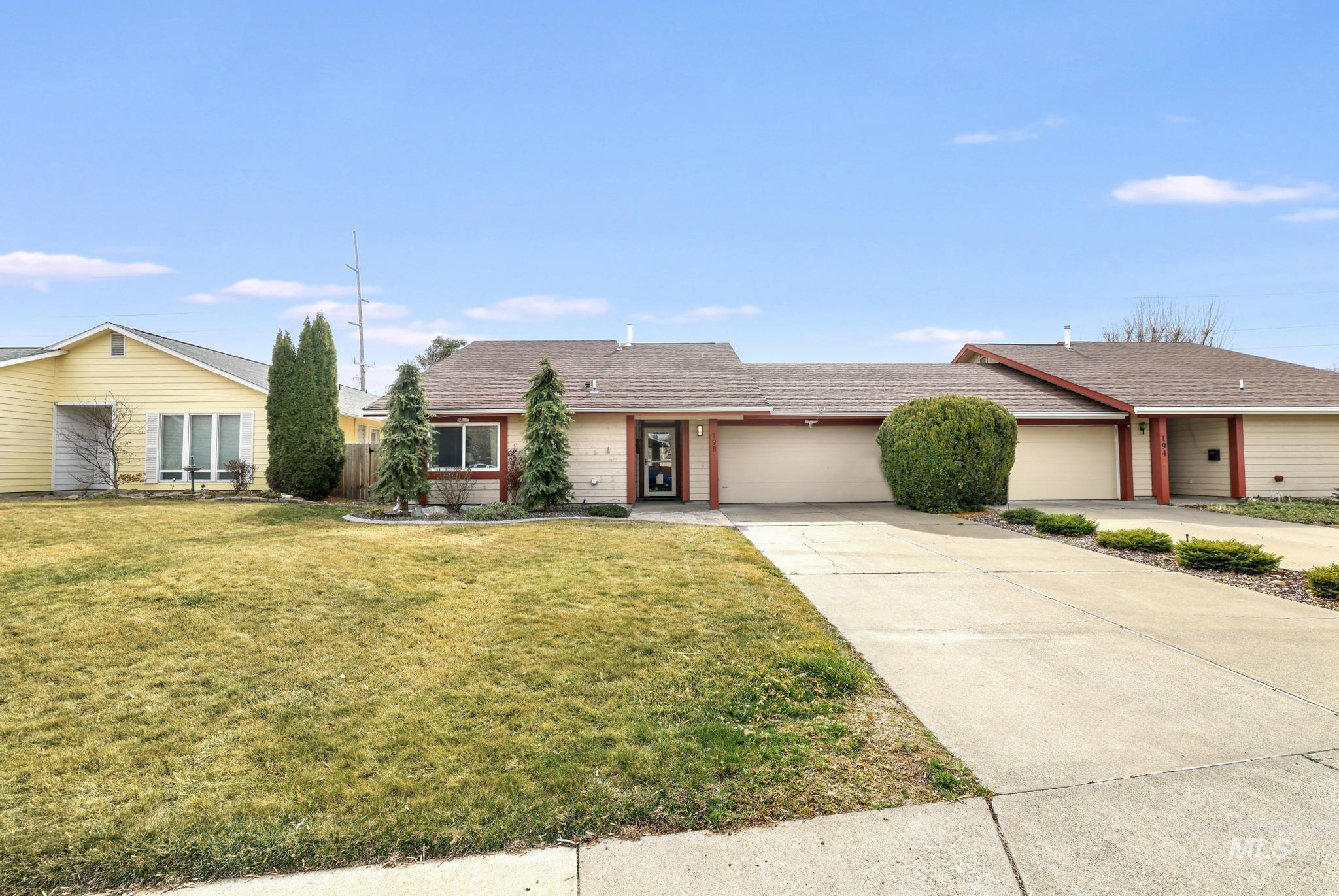 198 Meadows Lane, Twin Falls, Idaho 83301, 3 Bedrooms, 2 Bathrooms, Residential For Sale, Price $304,000, 98976777