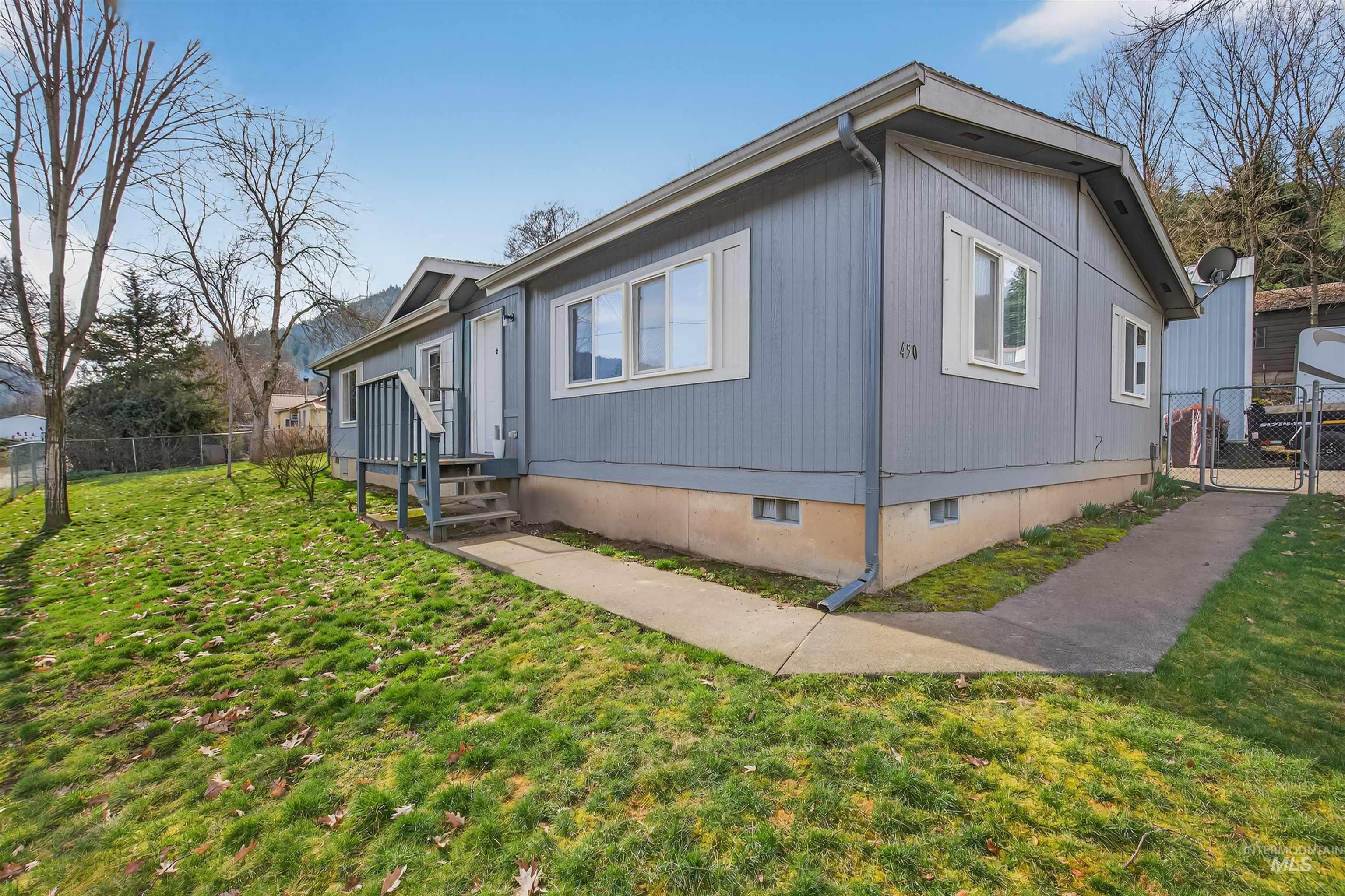 450 N Marion St, Peck, Idaho 83545, 3 Bedrooms, 2 Bathrooms, Residential For Sale, Price $379,000, 98976781