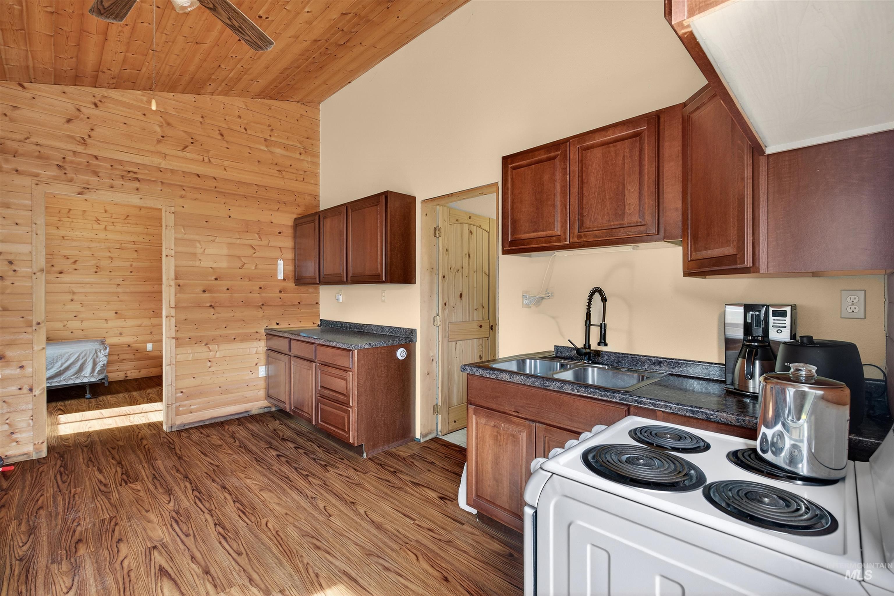 450 N Marion St, Peck, Idaho 83545, 3 Bedrooms, 2 Bathrooms, Residential For Sale, Price $379,000, 98976781