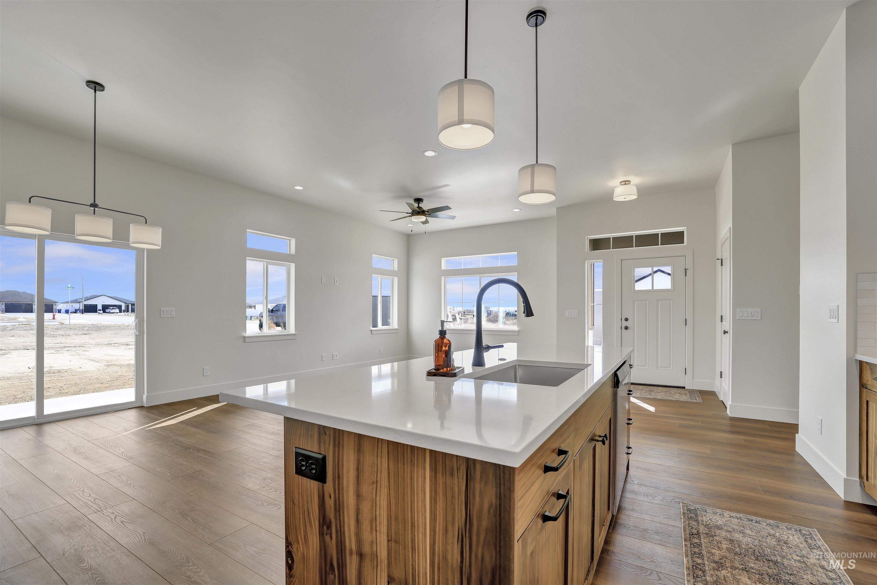 3115 Gemini Ave., Twin Falls, Idaho 83301, 4 Bedrooms, 2 Bathrooms, Residential For Sale, Price $445,900, 98976784