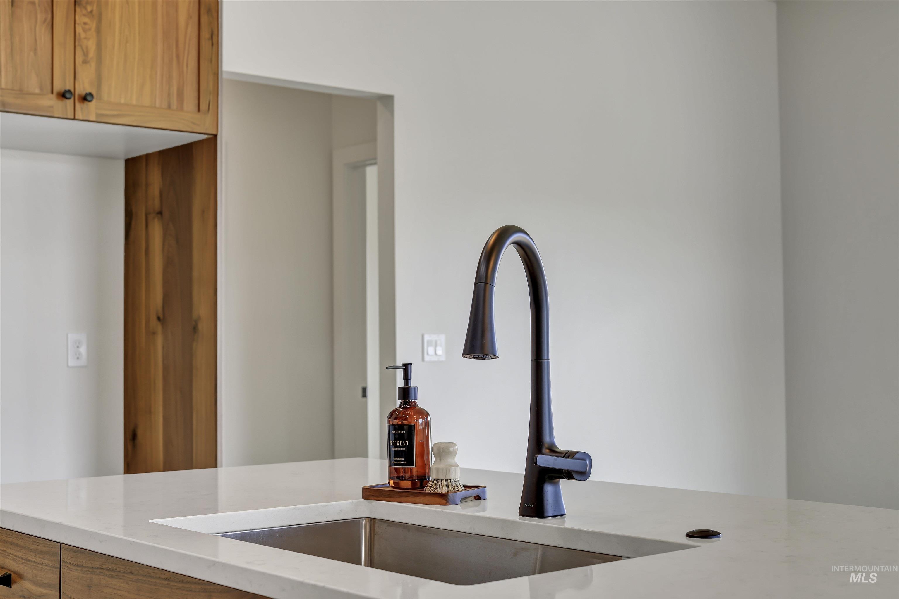 3115 Gemini Ave., Twin Falls, Idaho 83301, 4 Bedrooms, 2 Bathrooms, Residential For Sale, Price $459,900, 98976784