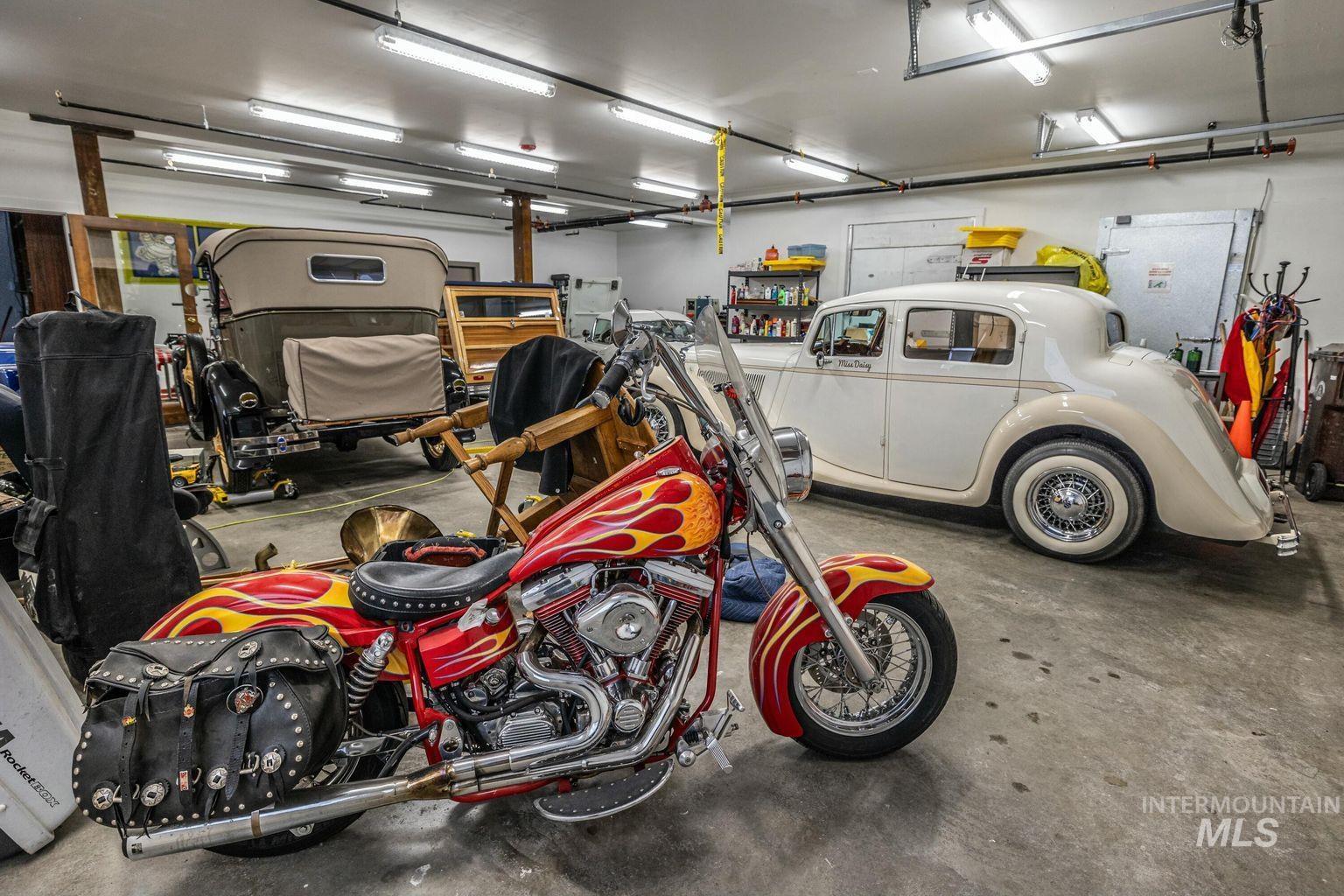 121 Honeysuckle, Bellevue, Idaho 83313, Business/Commercial For Sale, Price $1,445,000,MLS 98976785