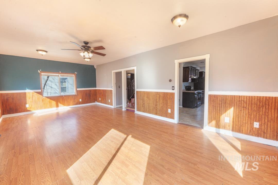 909 10th Ave, Lewiston, Idaho 83501, 4 Bedrooms, 2 Bathrooms, Residential For Sale, Price $239,000, 98976786
