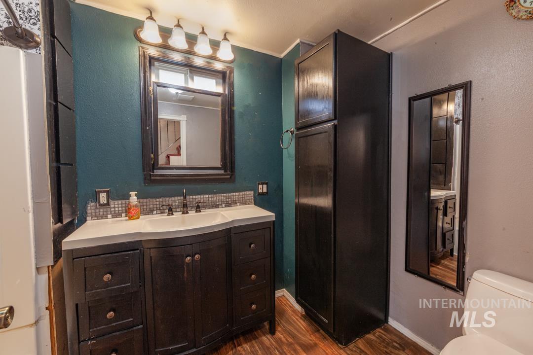 909 10th Ave, Lewiston, Idaho 83501, 4 Bedrooms, 2 Bathrooms, Residential For Sale, Price $239,000, 98976786