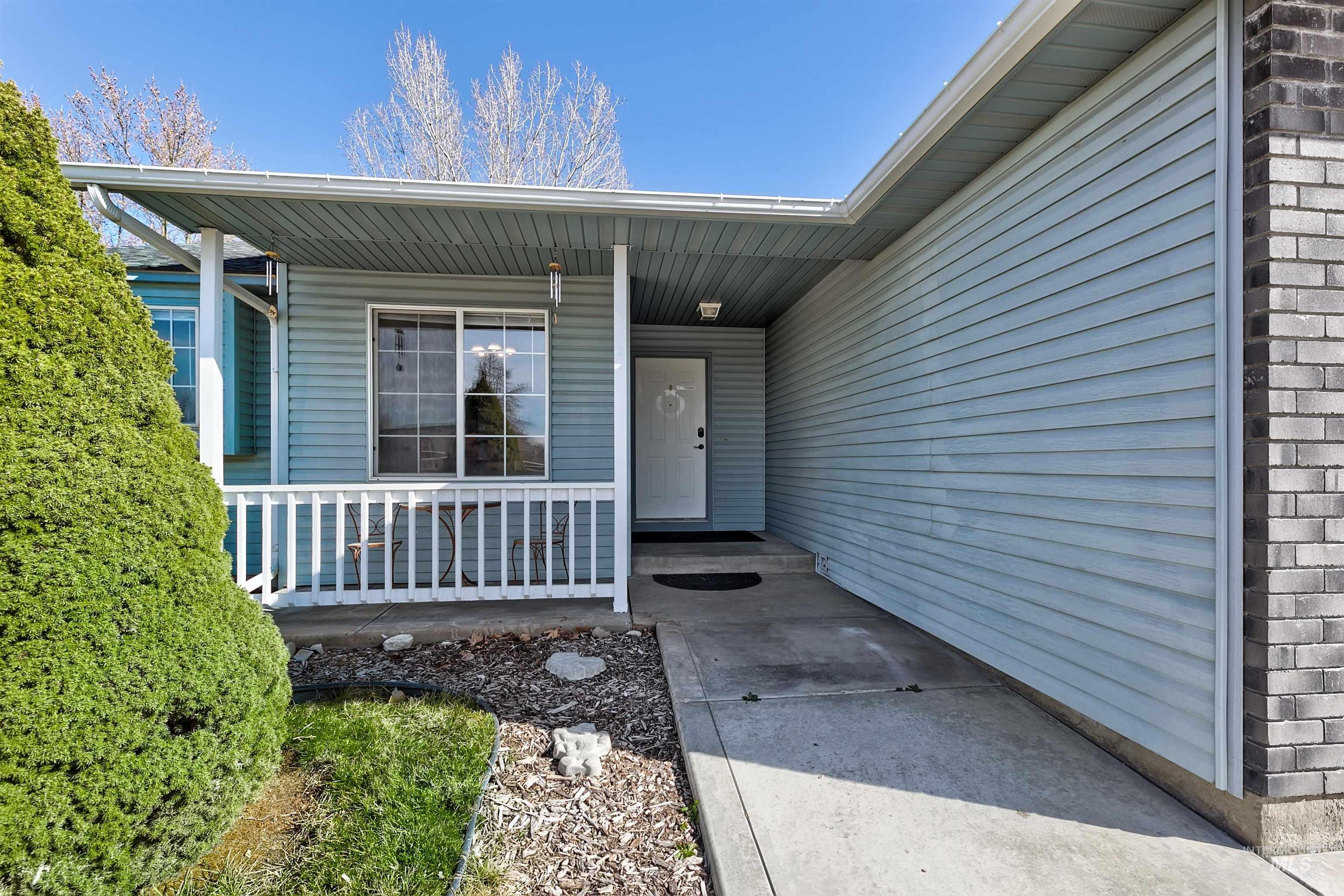 510 Stony Meadow Drive, Nampa, Idaho 83686, 3 Bedrooms, 2 Bathrooms, Residential For Sale, Price $349,900, 98976787