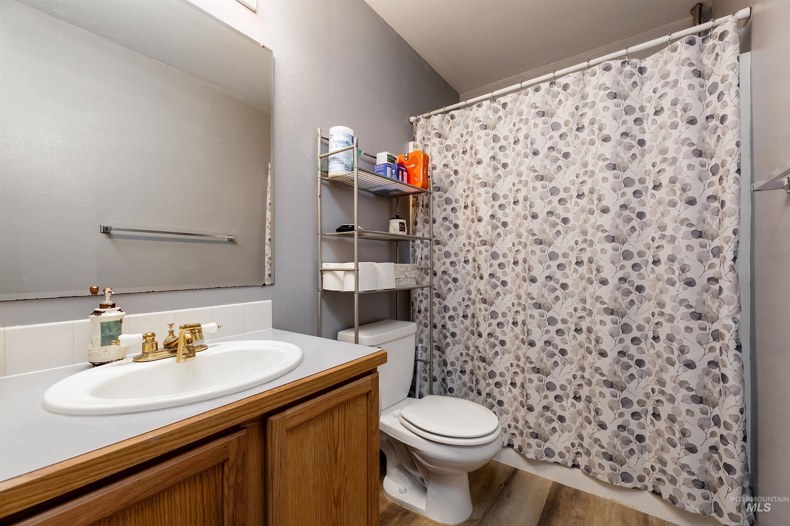 510 Stony Meadow Drive, Nampa, Idaho 83686, 3 Bedrooms, 2 Bathrooms, Residential For Sale, Price $349,900, 98976787