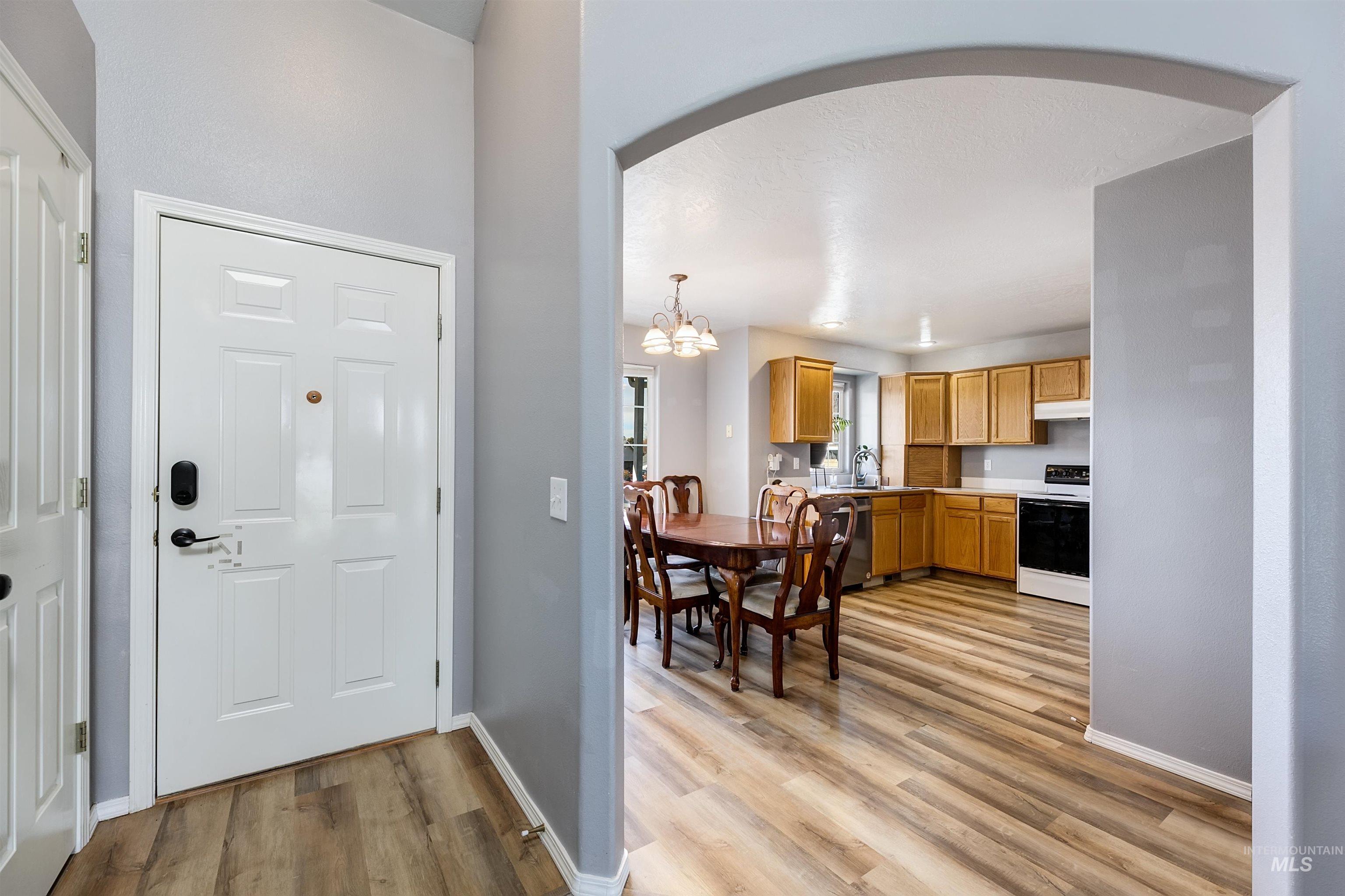 510 Stony Meadow Drive, Nampa, Idaho 83686, 3 Bedrooms, 2 Bathrooms, Residential For Sale, Price $349,900, 98976787