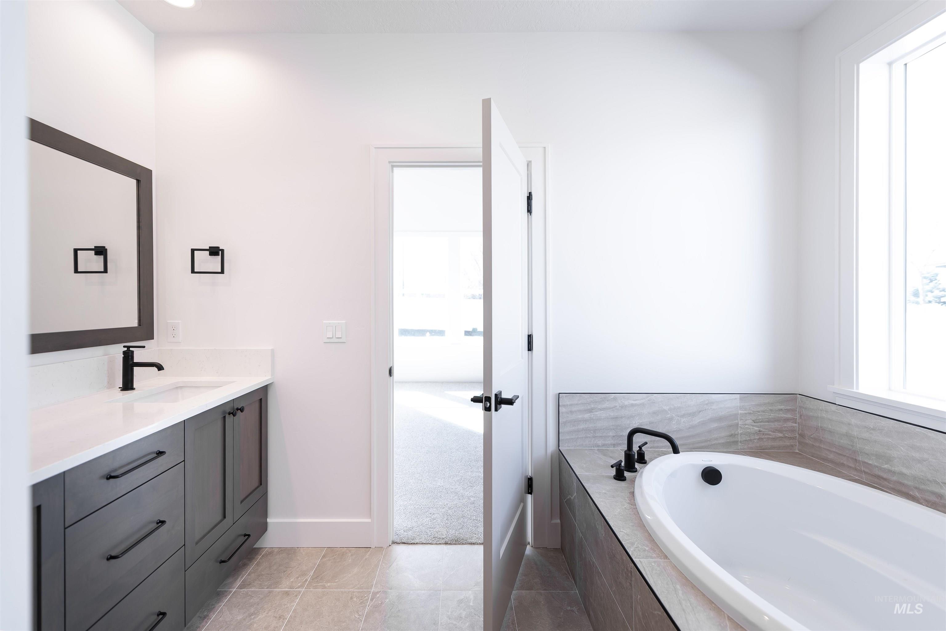 1161 E Andes Dr., Kuna, Idaho 83634, 4 Bedrooms, 2.5 Bathrooms, Residential For Sale, Price $649,900, 98976788