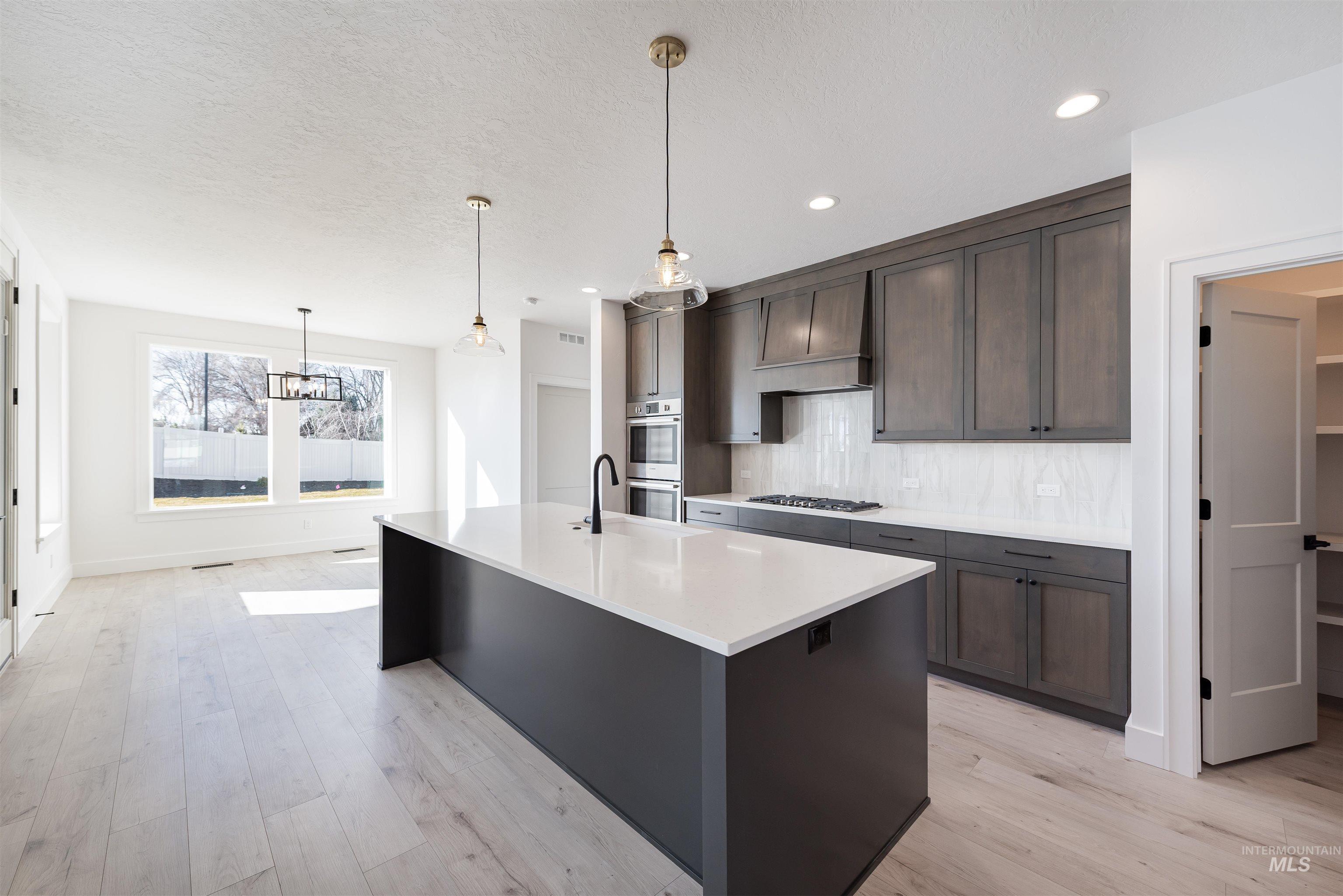 1161 E Andes Dr., Kuna, Idaho 83634, 4 Bedrooms, 2.5 Bathrooms, Residential For Sale, Price $649,900, 98976788