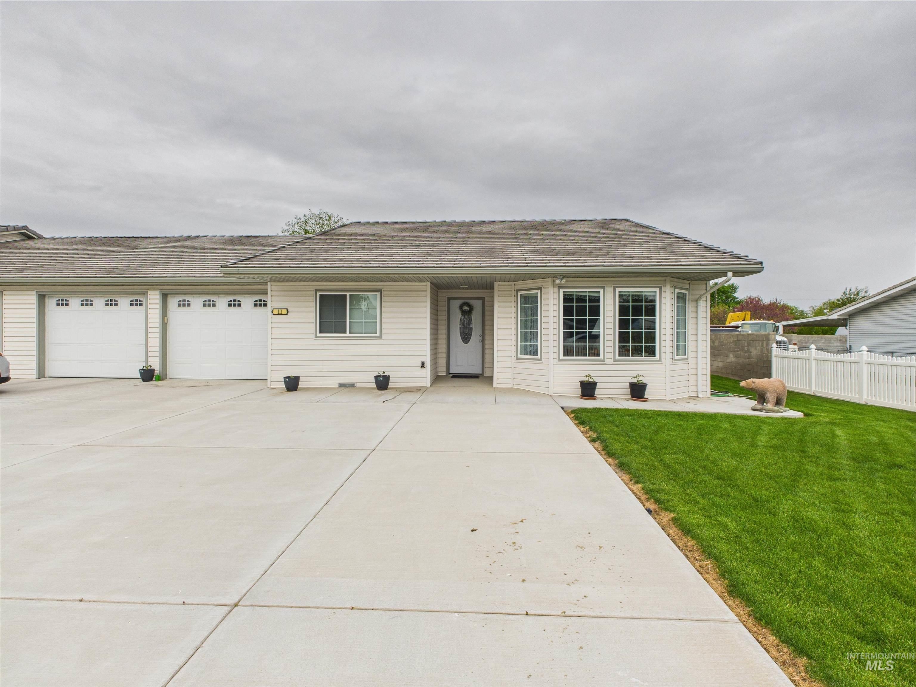 11 N 3rd West Street, Paul, Idaho 83347, 2 Bedrooms, 2 Bathrooms, Residential For Sale, Price $345,000, 98976789