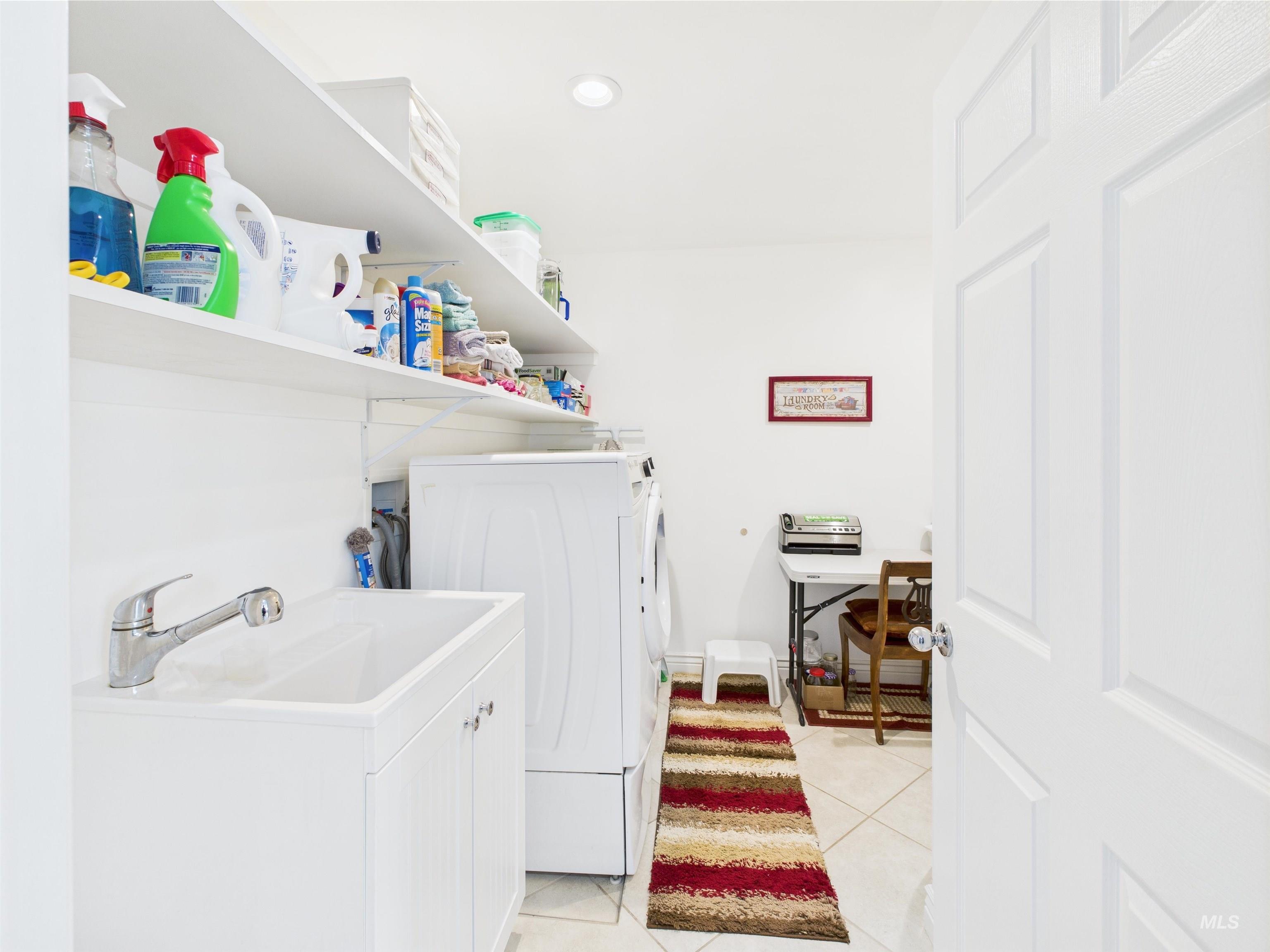 11 N 3rd West Street, Paul, Idaho 83347, 2 Bedrooms, 2 Bathrooms, Residential For Sale, Price $345,000, 98976789