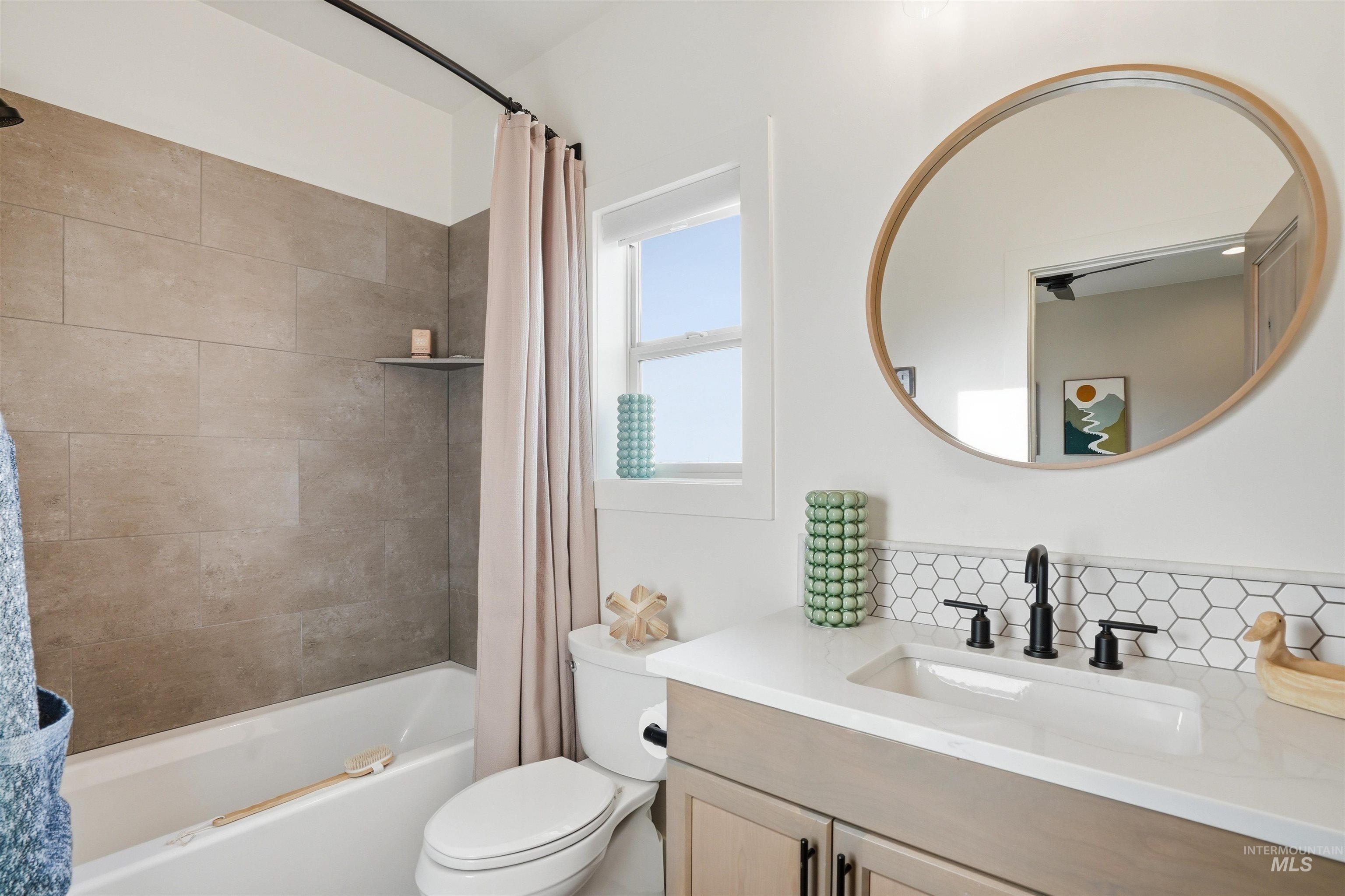 6825 W Biathlon St, Eagle, Idaho 83616, 4 Bedrooms, 4 Bathrooms, Residential For Sale, Price $1,250,000, 98976792