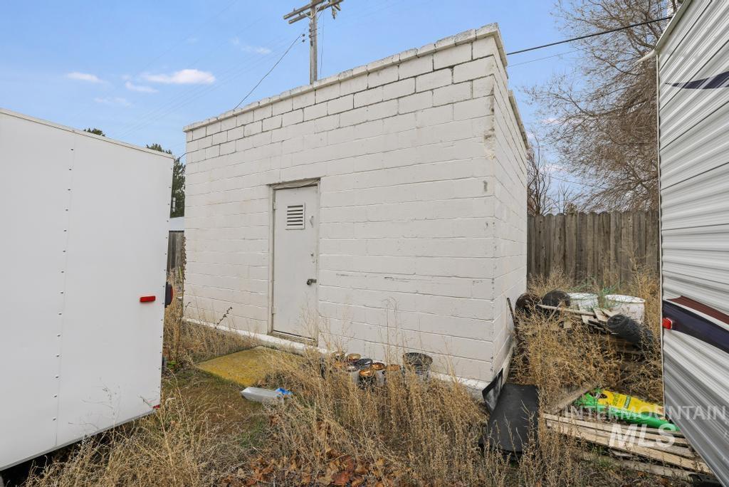 315 Wilson St E, Eden, ID 83325, Eden, Idaho 83325, 4 Bedrooms, 1.5 Bathrooms, Residential For Sale, Price $450,000, 98976793