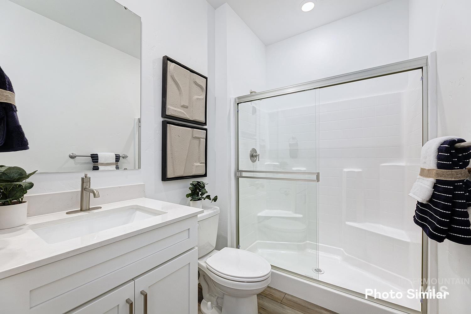 6859 N Chelsie Lynn Ave, Meridian, Idaho 83646, 5 Bedrooms, 3 Bathrooms, Residential For Sale, Price $590,900, 98976796