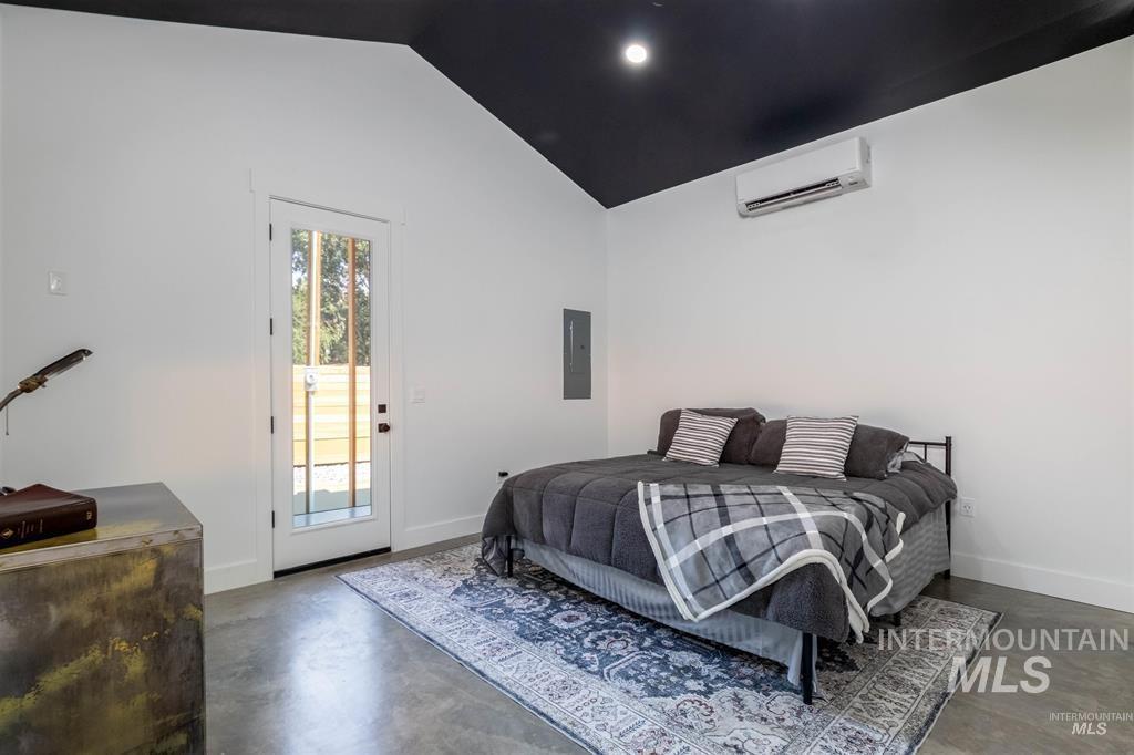 119 Locust St, Horseshoe Bend, Idaho 83629, 2 Bedrooms, 1 Bathroom, Residential For Sale, Price $369,900, 98976798