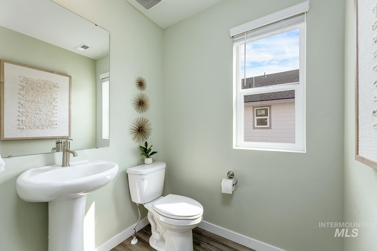 9494 W Happy Day Dr, Meridian, Idaho 83646, 3 Bedrooms, 2.5 Bathrooms, Residential For Sale, Price $481,400, 98976799