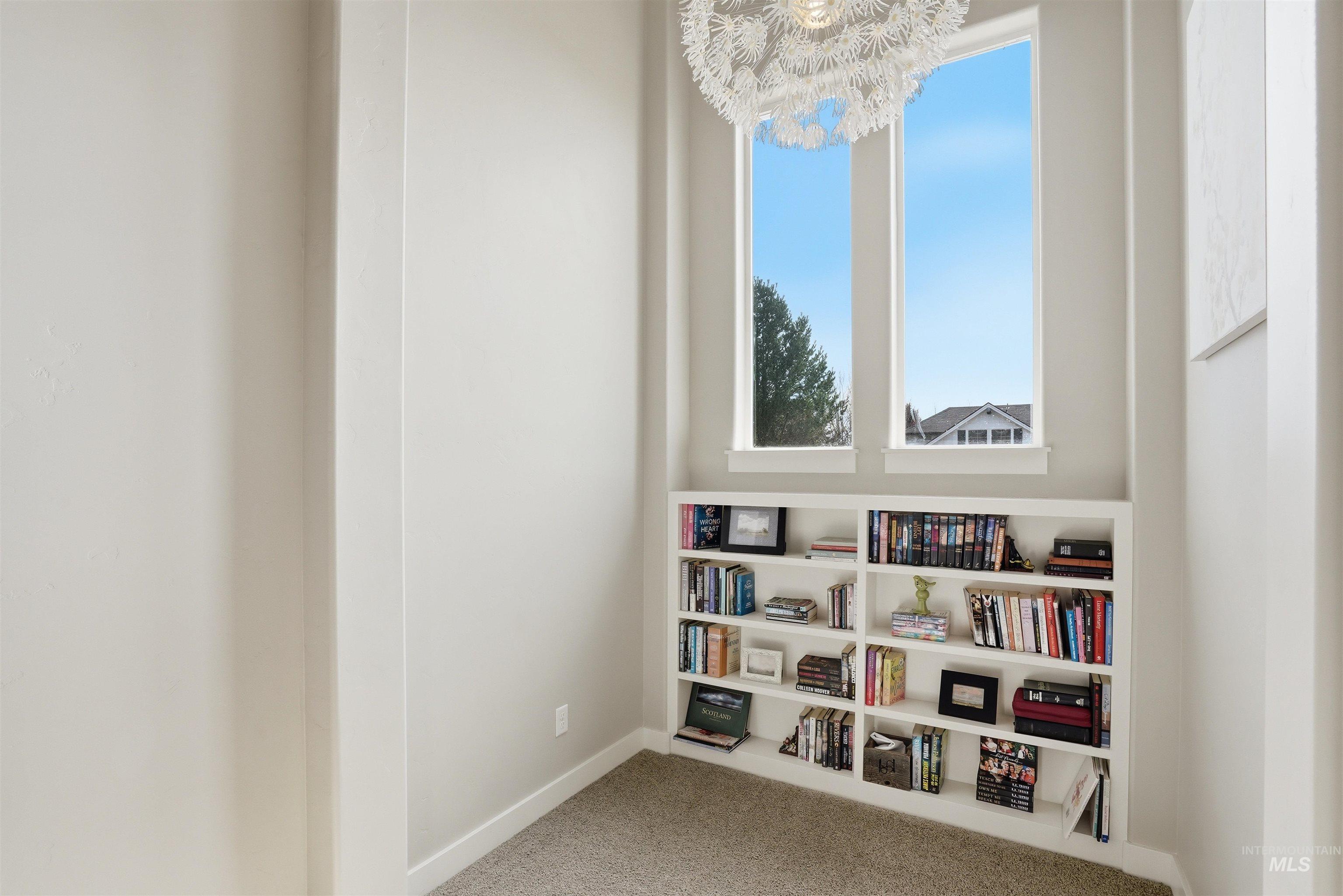 608 N N Tresa Pl, Star, Idaho 83669, 5 Bedrooms, 3.5 Bathrooms, Residential For Sale, Price $850,000, 98976800