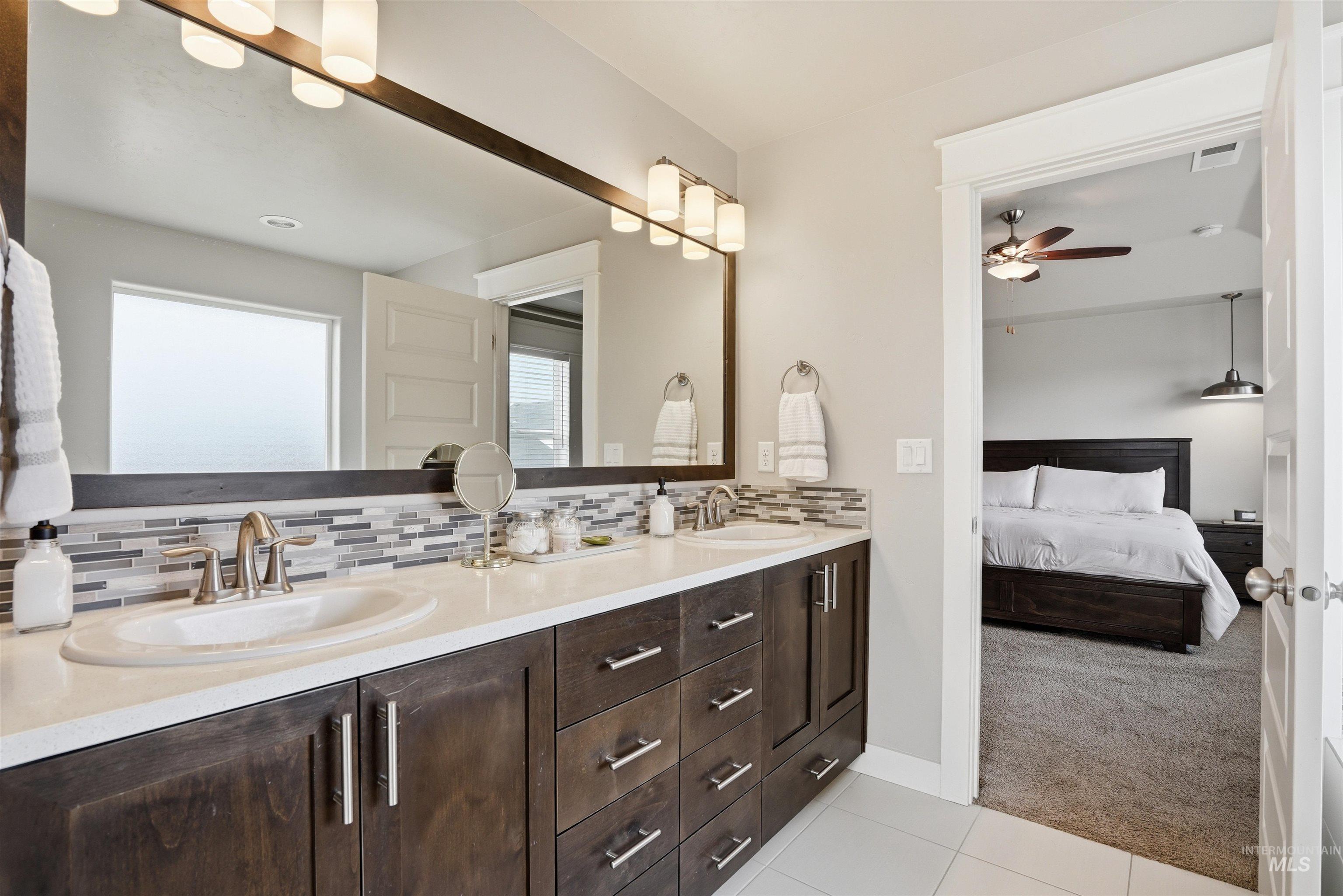 608 N Tresa Pl, Star, Idaho 83669, 5 Bedrooms, 3.5 Bathrooms, Residential For Sale, Price $799,900,MLS 98976800