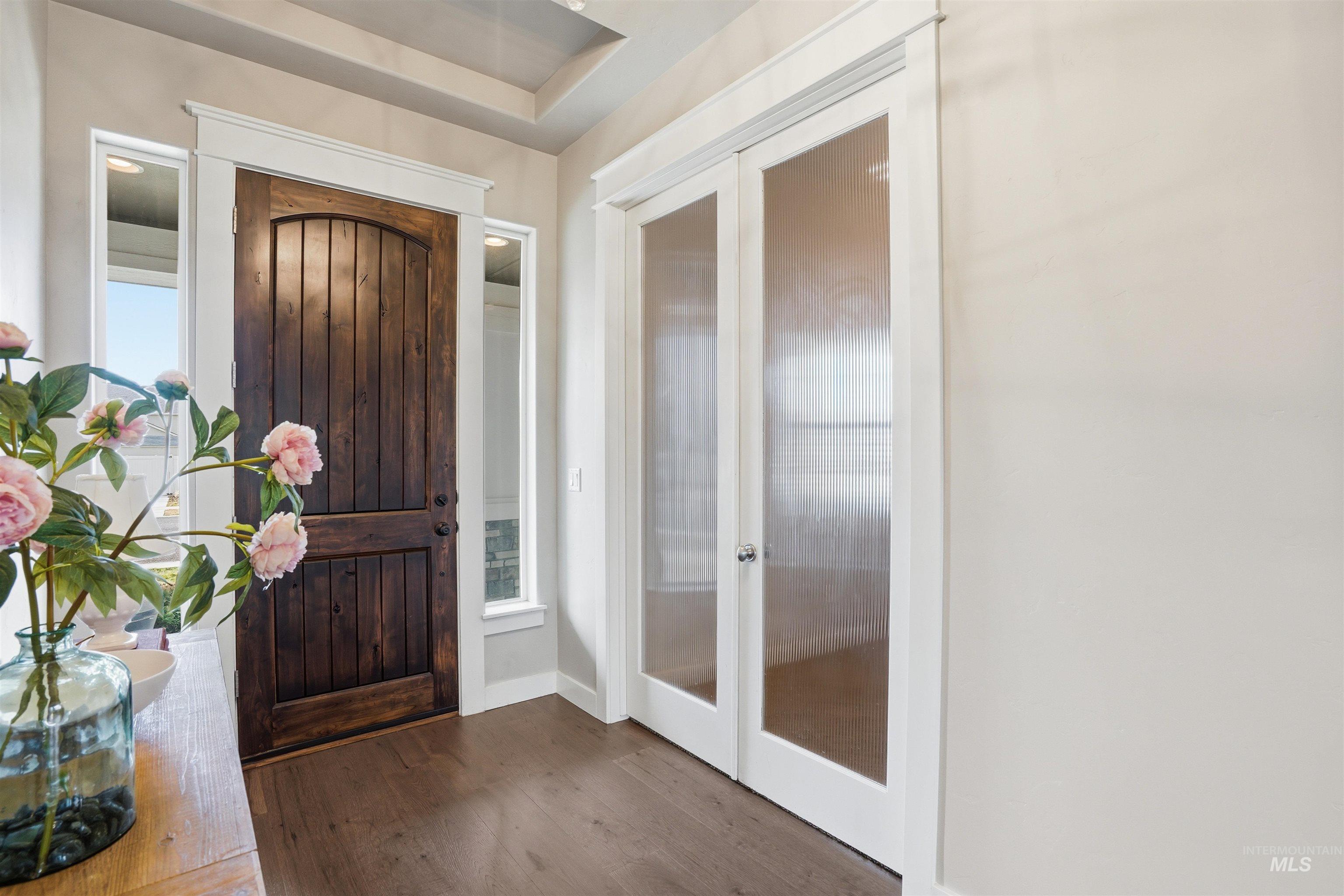 608 N Tresa Pl, Star, Idaho 83669, 5 Bedrooms, 3.5 Bathrooms, Residential For Sale, Price $799,900,MLS 98976800