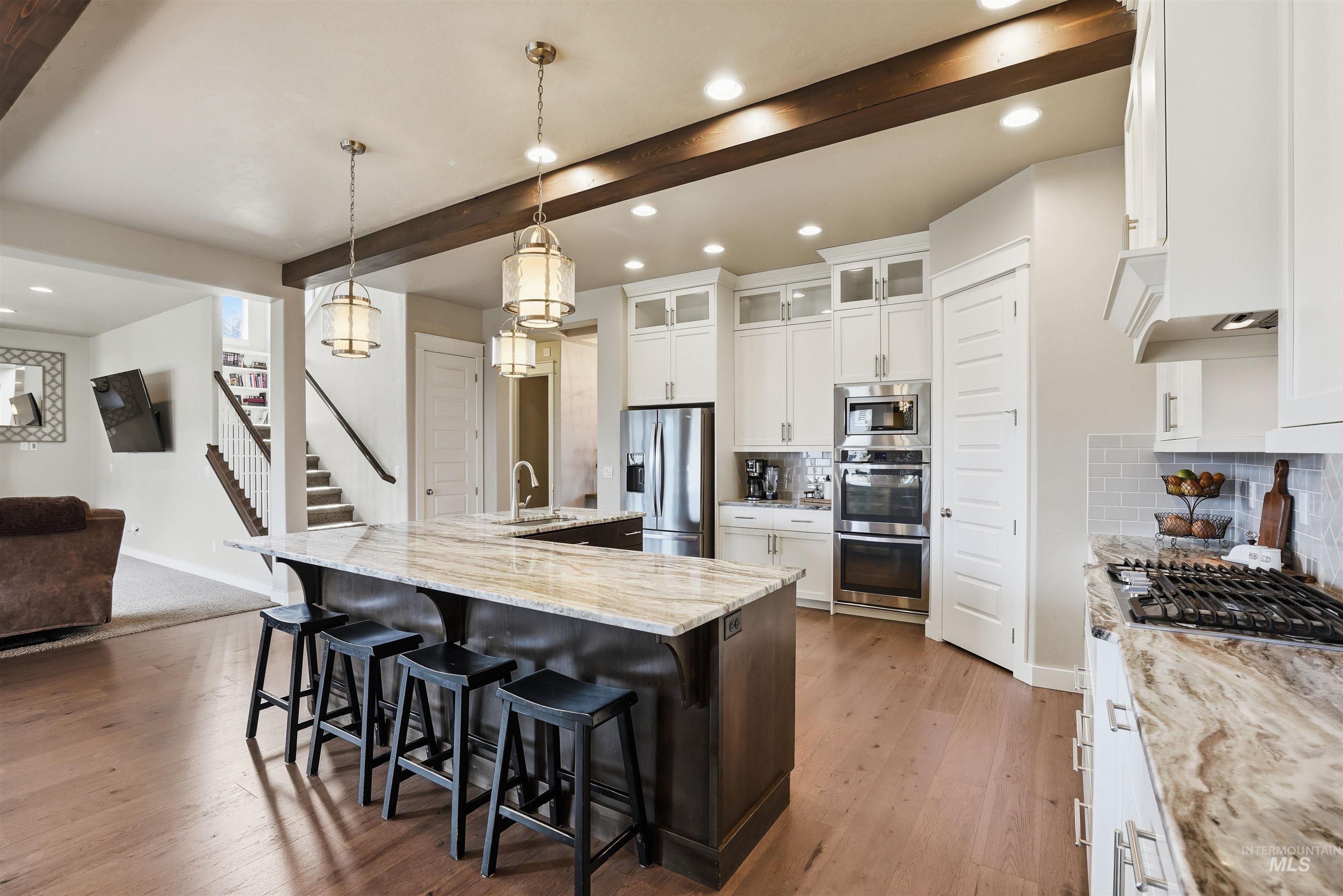 608 N Tresa Pl, Star, Idaho 83669, 5 Bedrooms, 3.5 Bathrooms, Residential For Sale, Price $799,900,MLS 98976800