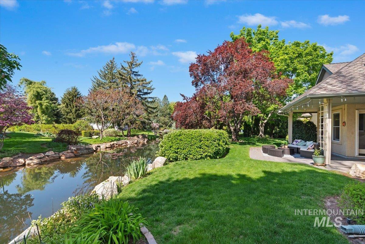 9041 W Woodglade Ln, Garden City, Idaho 83714, 4 Bedrooms, 3 Bathrooms, Residential For Sale, Price $950,000,MLS 98976801