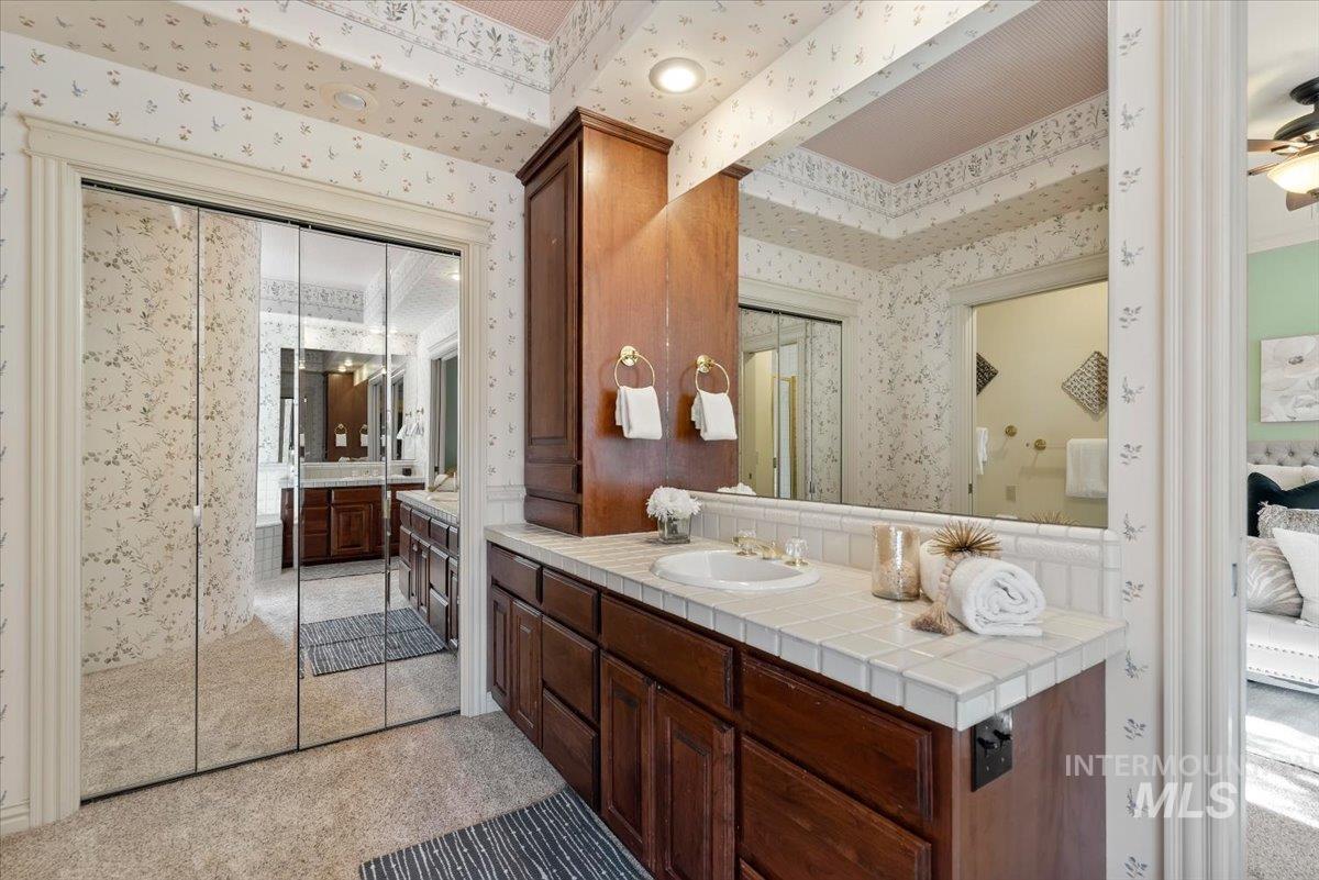 9041 W Woodglade Ln, Garden City, Idaho 83714, 4 Bedrooms, 3 Bathrooms, Residential For Sale, Price $999,900, 98976801