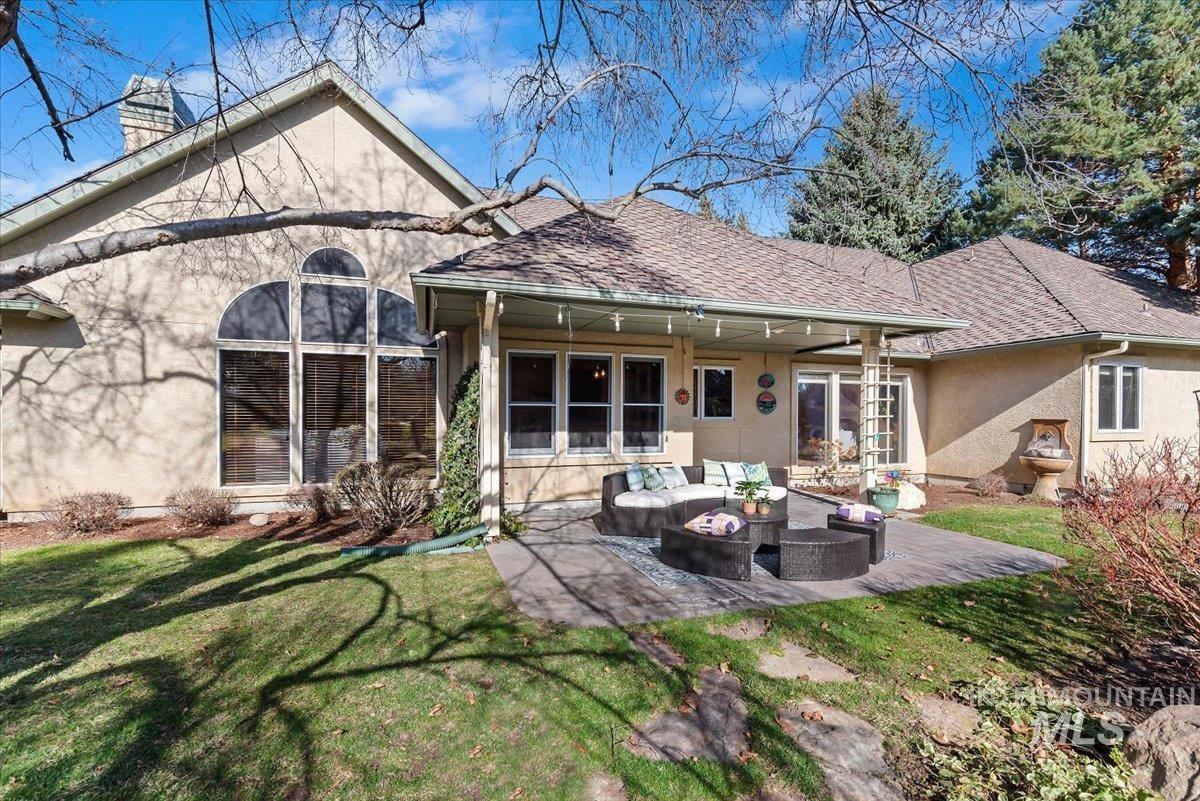 9041 W Woodglade Ln, Garden City, Idaho 83714, 4 Bedrooms, 3 Bathrooms, Residential For Sale, Price $999,900, 98976801