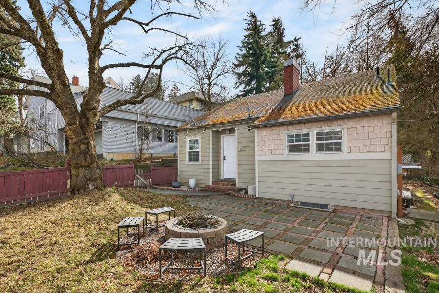 515 E D Street, Moscow, Idaho 83843, 3 Bedrooms, 2 Bathrooms, Residential For Sale, Price $390,000, 98976802