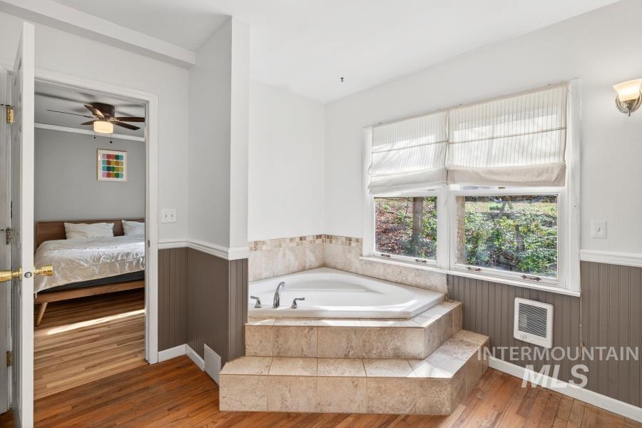 515 E D Street, Moscow, Idaho 83843, 3 Bedrooms, 2 Bathrooms, Residential For Sale, Price $390,000, 98976802