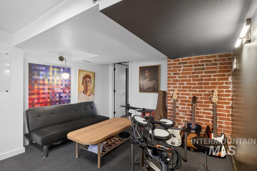 515 E D Street, Moscow, Idaho 83843, 3 Bedrooms, 2 Bathrooms, Residential For Sale, Price $390,000, 98976802