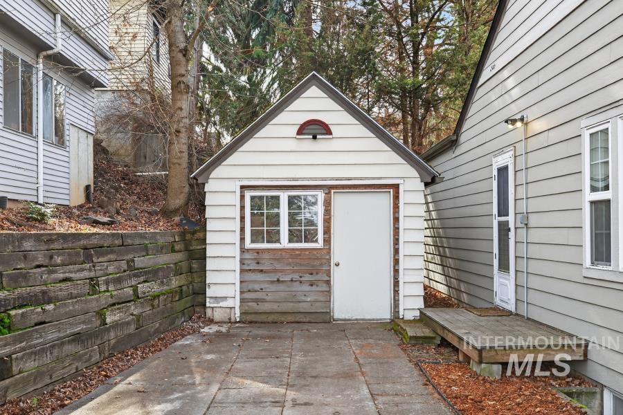 515 E D Street, Moscow, Idaho 83843, 3 Bedrooms, 2 Bathrooms, Residential For Sale, Price $390,000, 98976802