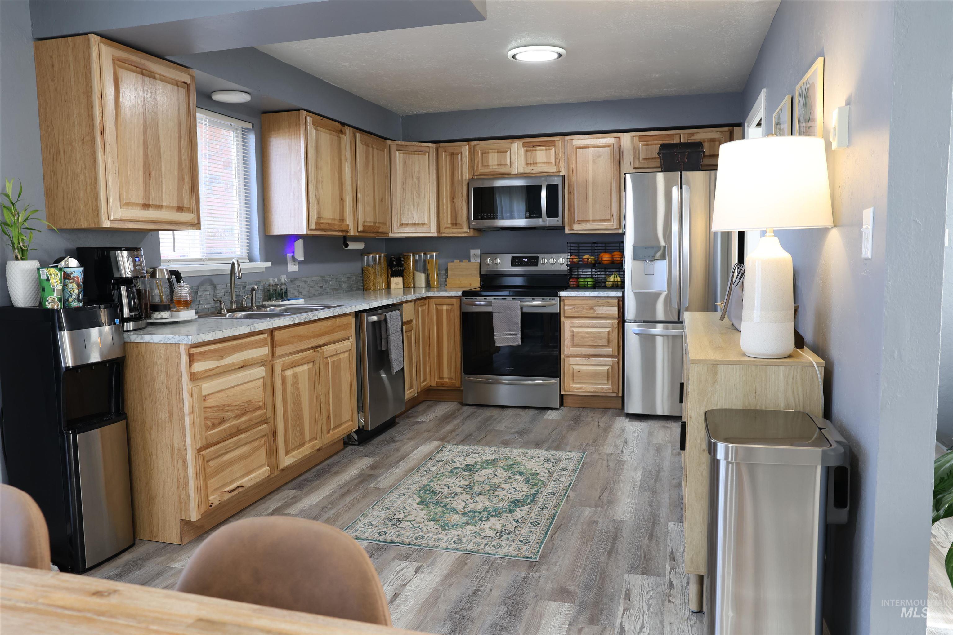 613 S White Cloud Dr, Boise, Idaho 83709, 2 Bedrooms, 1 Bathroom, Residential Income For Sale, Price $899,999,MLS 98976803