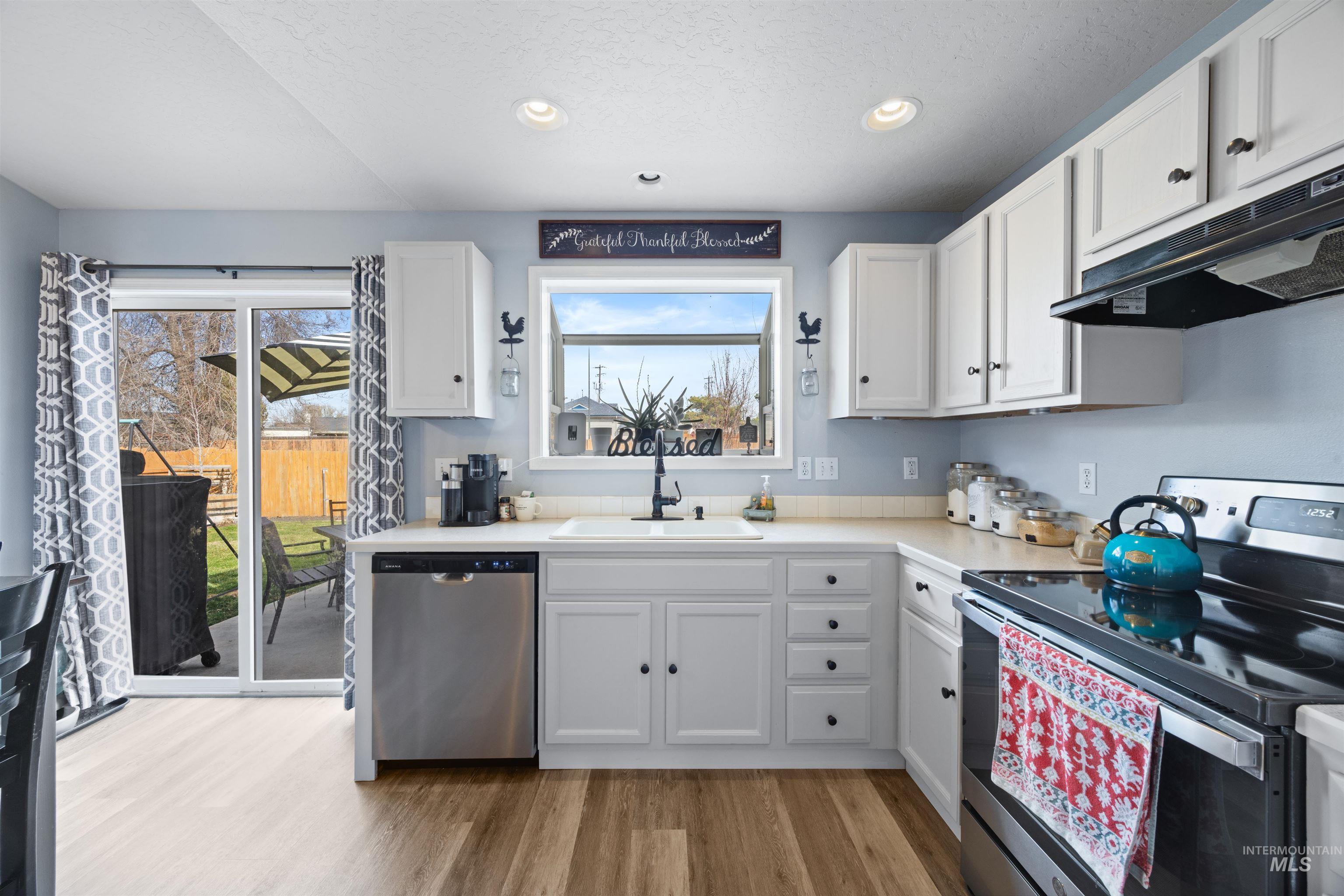 16196 N Saint Helens Drive, Nampa, Idaho 83651, 4 Bedrooms, 2 Bathrooms, Residential For Sale, Price $365,000,MLS 98976806